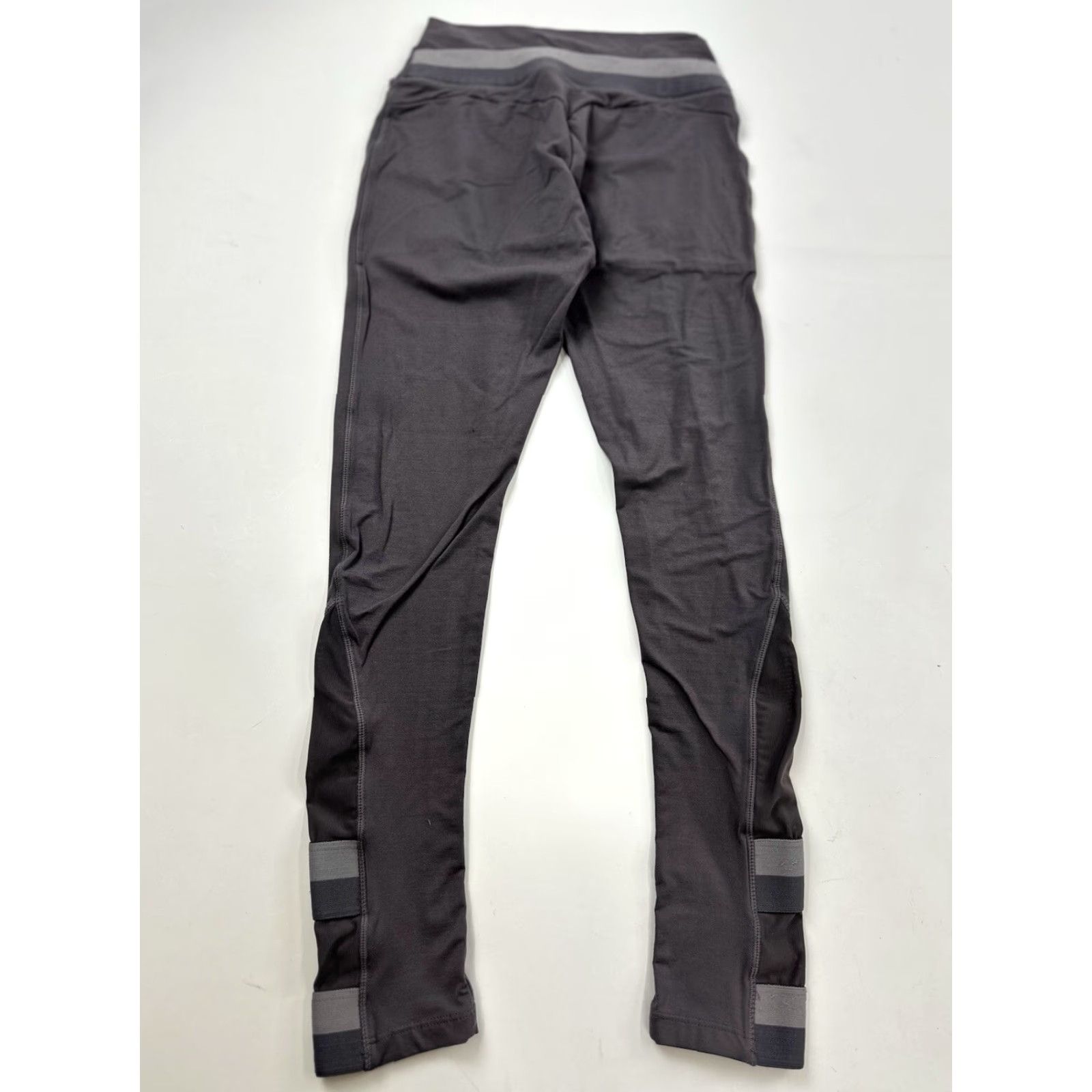 Gymshark Gymshark Leggings Women S Small Gray Yoga Running Compression Comfort Stretch Elastic Waist Activewear Women Size 28" / US 6 / IT 42 - 2 Thumbnail