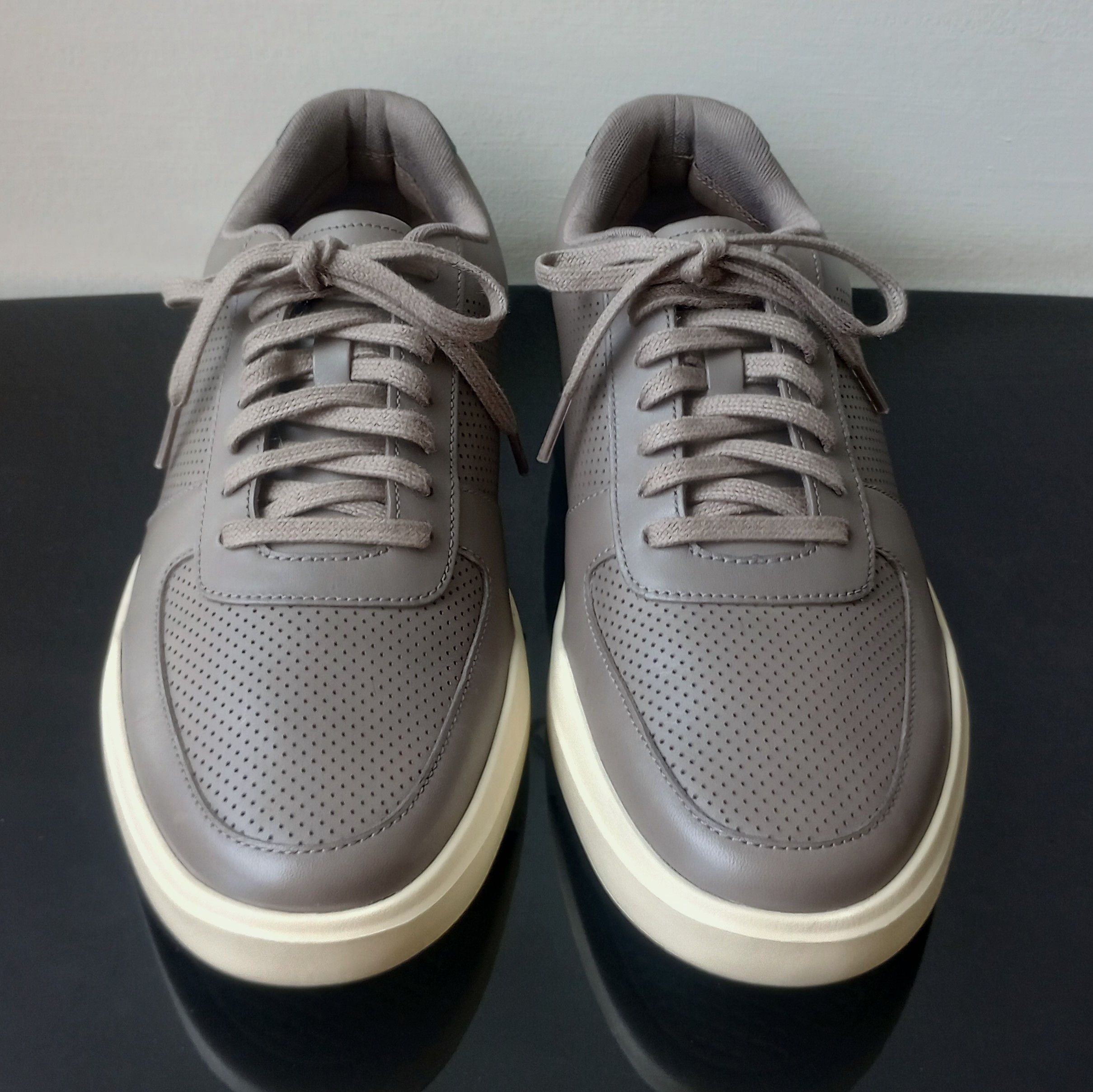 Cole Haan Cole Haan Men's Grand Crosscourt Perforated Sneaker Size US 11.5 / EU 44-45 - 3 Thumbnail