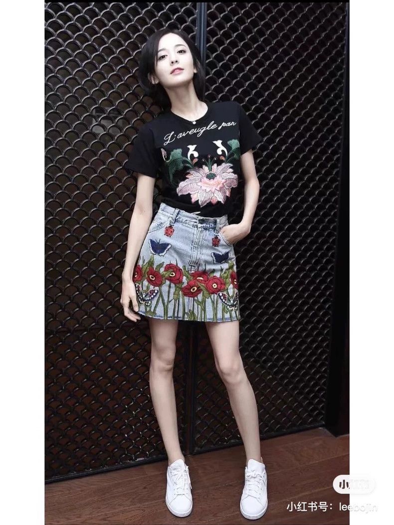 Gucci Gucci Embroidered skirt Size 27" / US 4 / IT 40 - 9 Thumbnail
