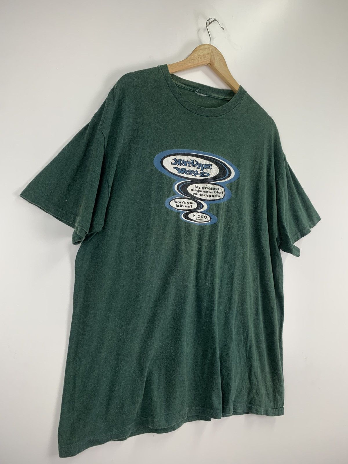 Vintage Vintage Nature World Tee Size US L / EU 52-54 / 3 - 5 Thumbnail