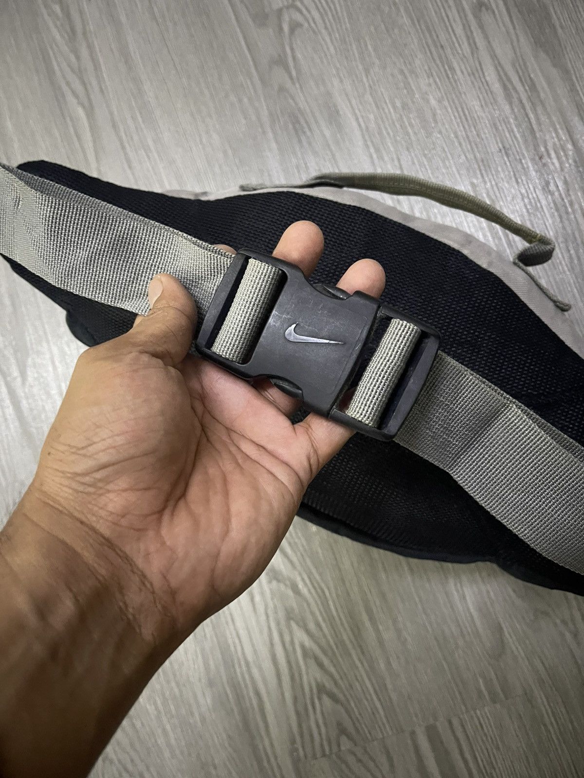 Nike Vintage Nike Fanny Bum Bag Size ONE SIZE - 7 Thumbnail