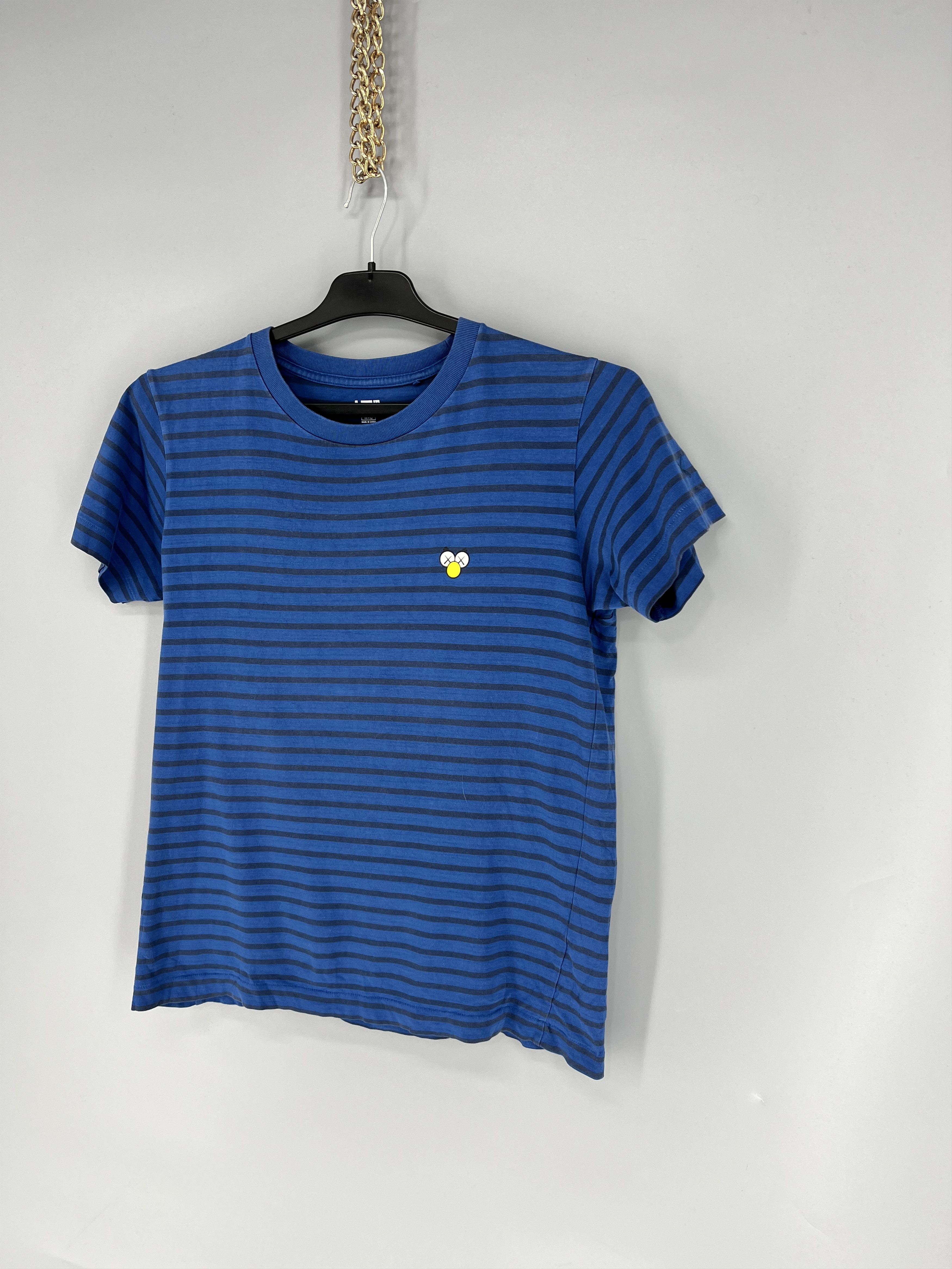 Kaws × Uniqlo Uniqlo Kaws Sesame Street Retro T-Shirt Y2K Hype Size XS / US 0-2 / IT 36-38 - 3 Thumbnail