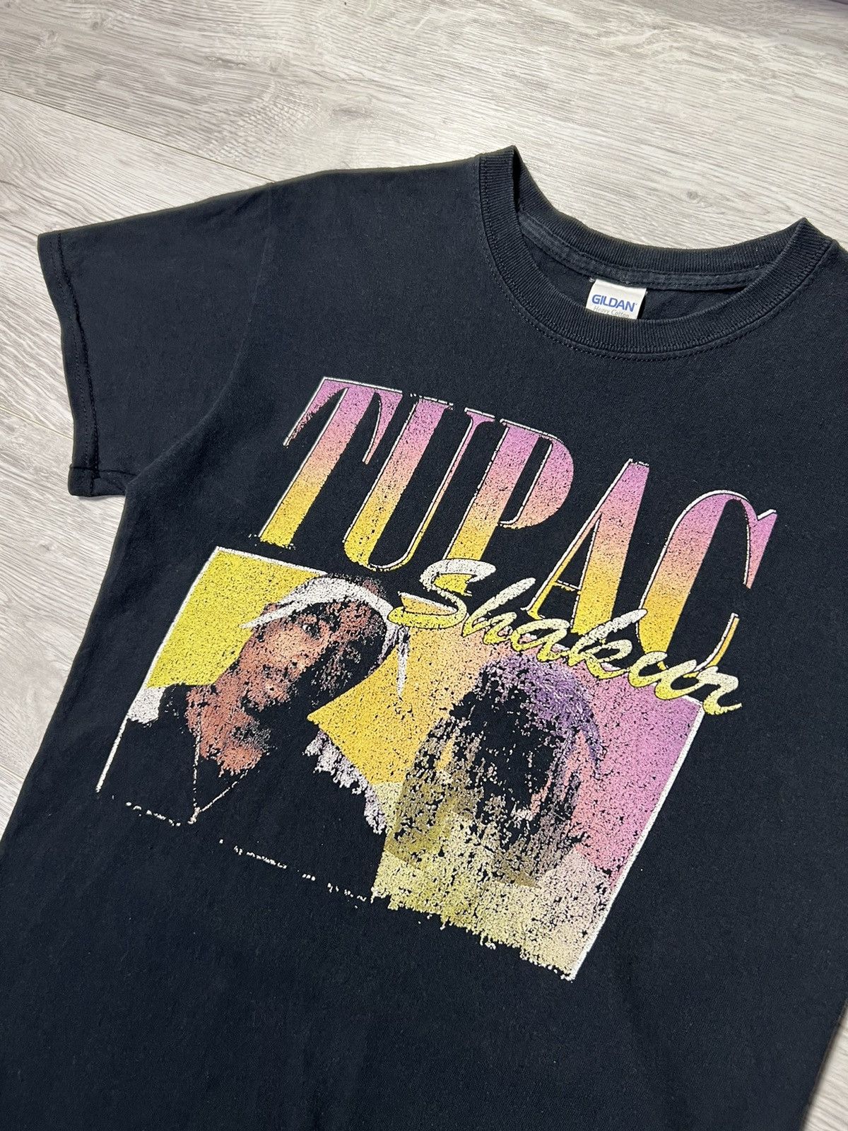 Gildan × Vintage Vintage Tupac Shakur Big Logo Band Tee Size US S / EU 44-46 / 1 - 2 Thumbnail