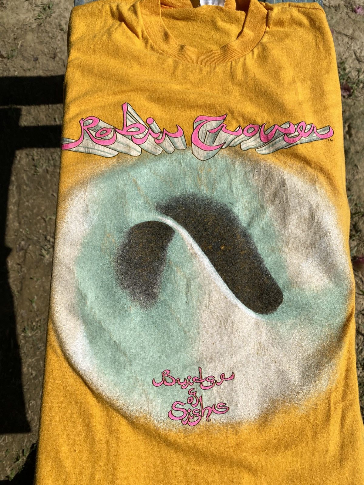 Band Tees Super rare vintage solo singer robin trower like arabic font Size US L / EU 52-54 / 3 - 1 Thumbnail