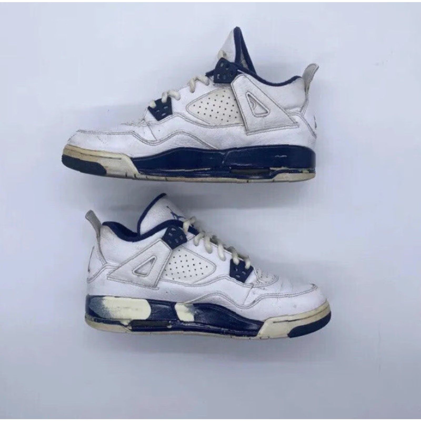 Jordan Brand Jordan 4 Legend Blue Size 6.5 Y Gs Grade School Women’s 8 2014 408 452 107 Size US 7 / IT 37 - 3 Thumbnail