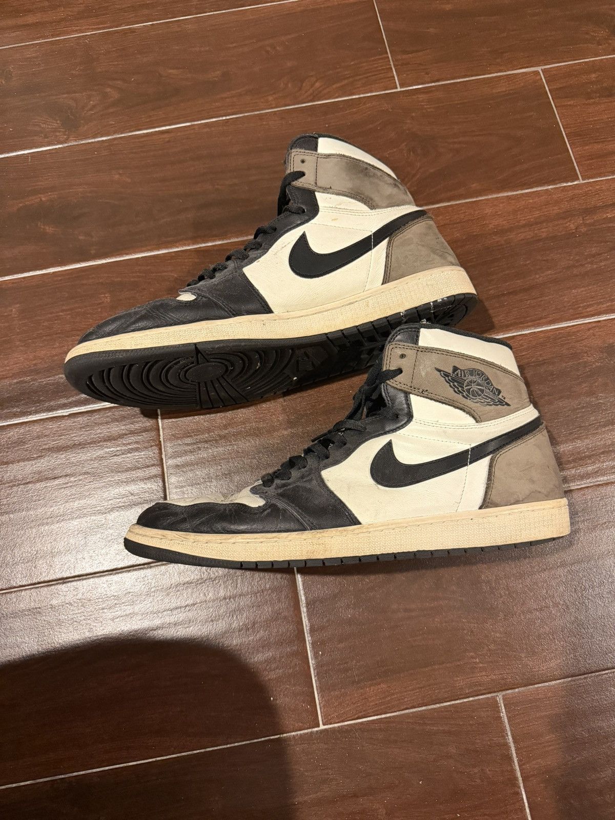 Jordan Brand Air Jordan 1 High OG “Dark Mocha” Size 15 Size US 15 / EU 48 - 3 Thumbnail