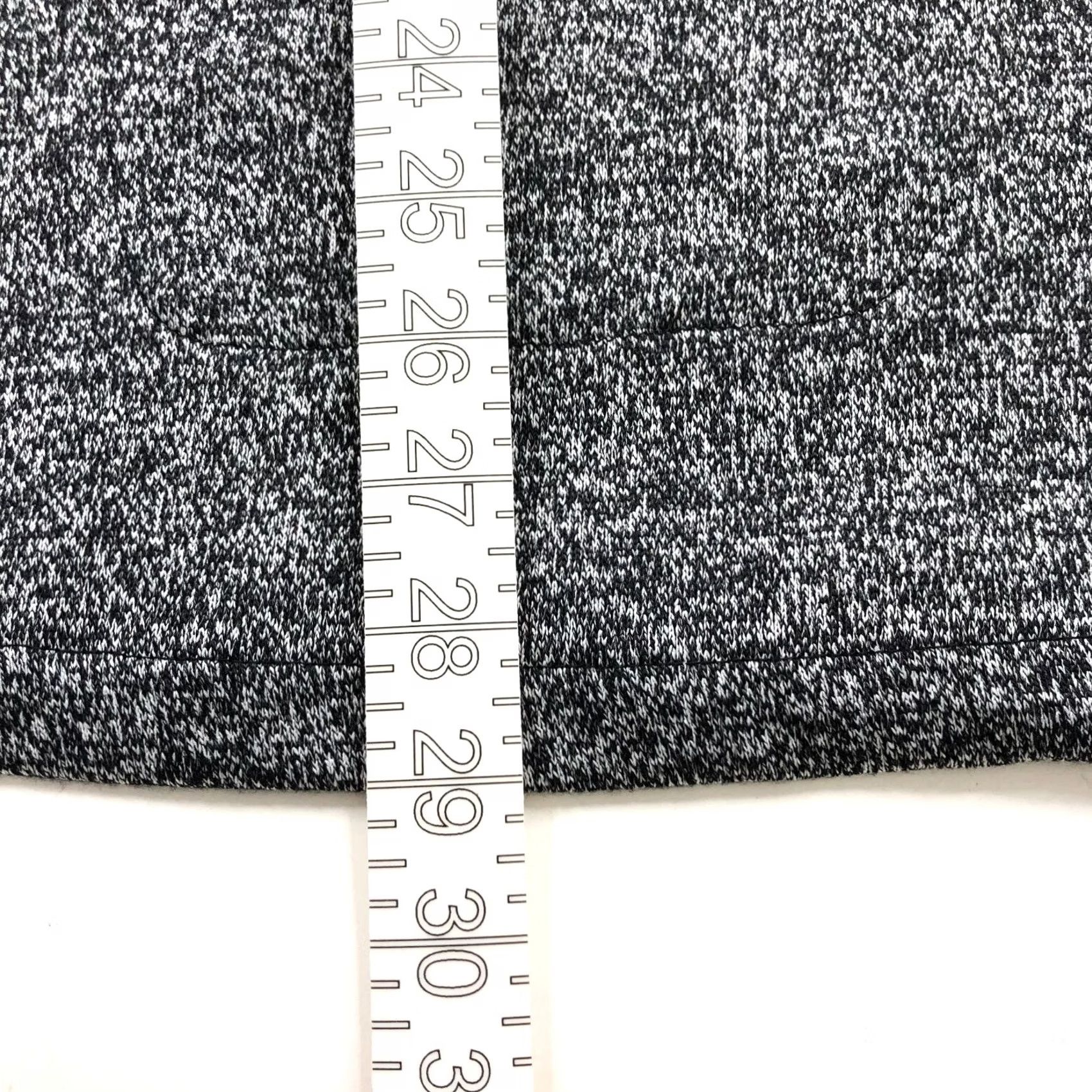 Athleta Athleta Pose Wrap Cardigan Large Marled V-Neck Sweater Gray 721645 Size L / US 10 / IT 46 - 5 Thumbnail