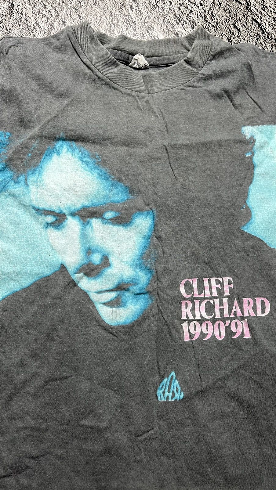 Band Tees 1990-1991 Tour Cliff Richard “from a distance tour” t shirt Size US M / EU 48-50 / 2 - 3 Thumbnail