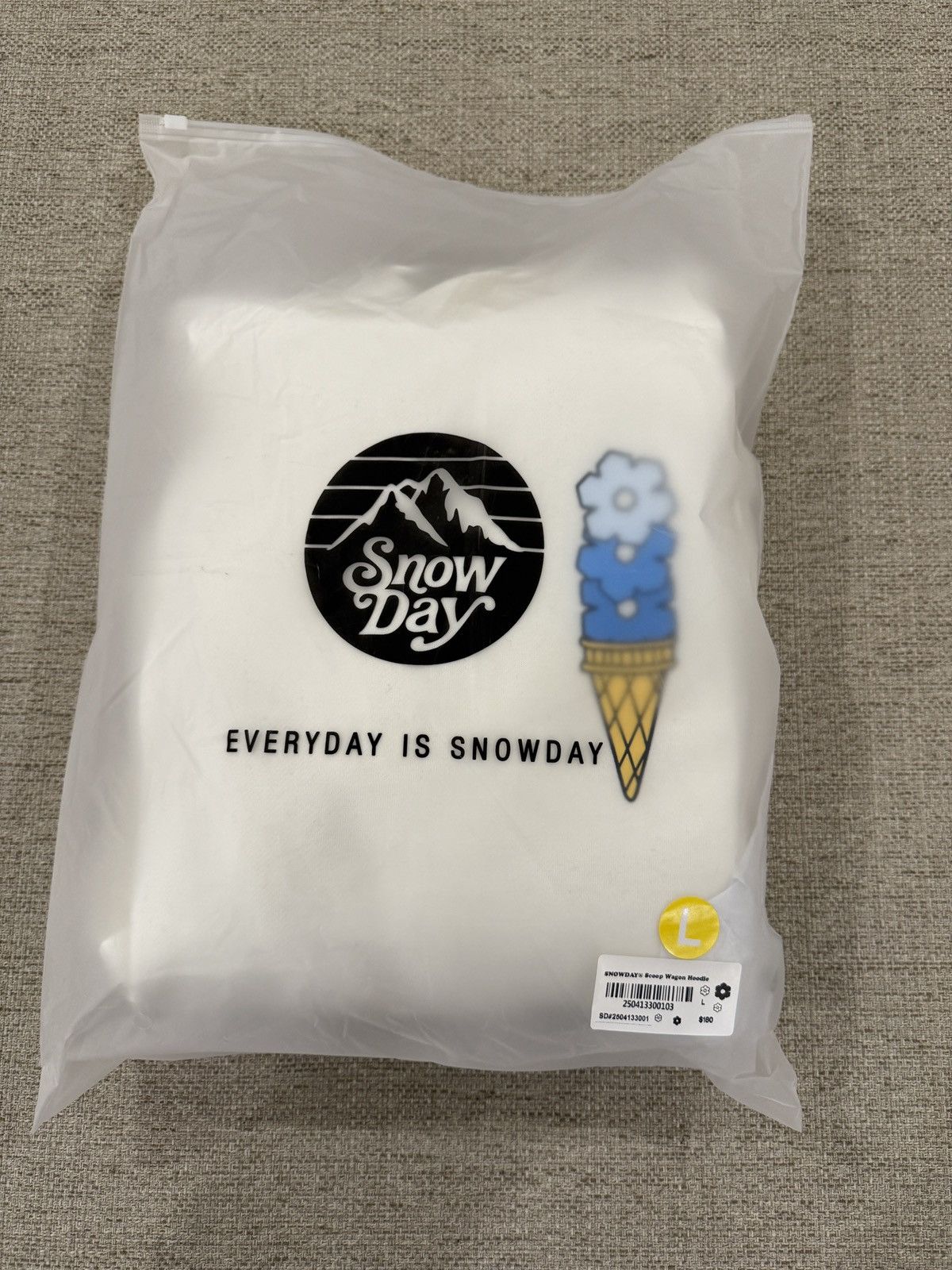 Snowday SNOWDAY SCOOP WAGON HOODIE Size LARGE Men's Sweatshirt Size US L / EU 52-54 / 3 - 5 Thumbnail
