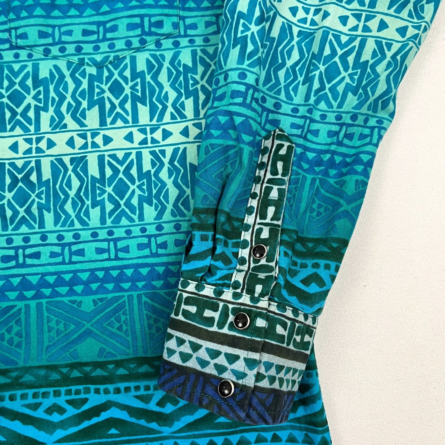Roper VTG Roper Shirt Mens L Blue Pearl Snap Aztec Southwestern Rockability Rodeo Y2K Size US L / EU 52-54 / 3 - 7 Thumbnail