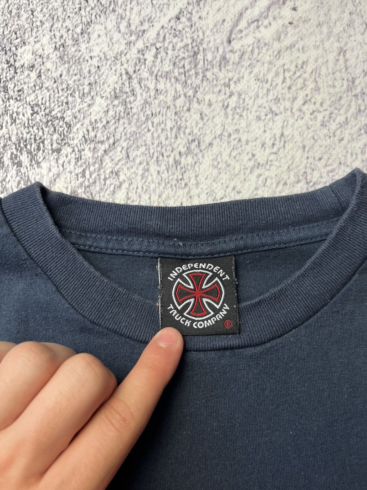 Independent Truck Co. Vintage 90s Independent Truck Company T- Shirt rare retro Size US L / EU 52-54 / 3 - 9 Thumbnail
