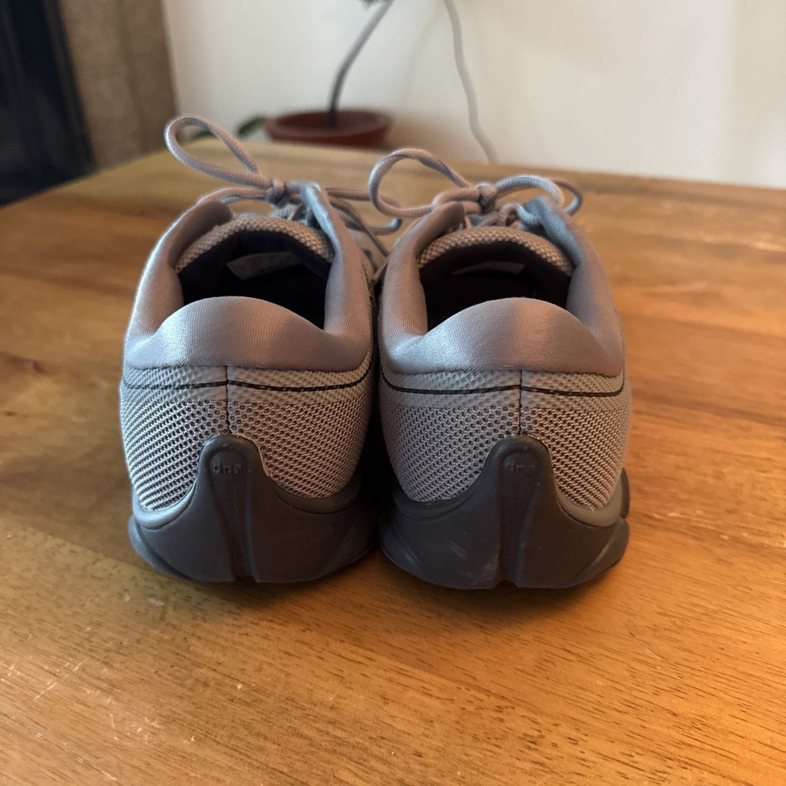 Brooks Brooks Anthem Running Shoes Size Mens 13US Graphite Medium Size US 13 / EU 46 - 2 Thumbnail