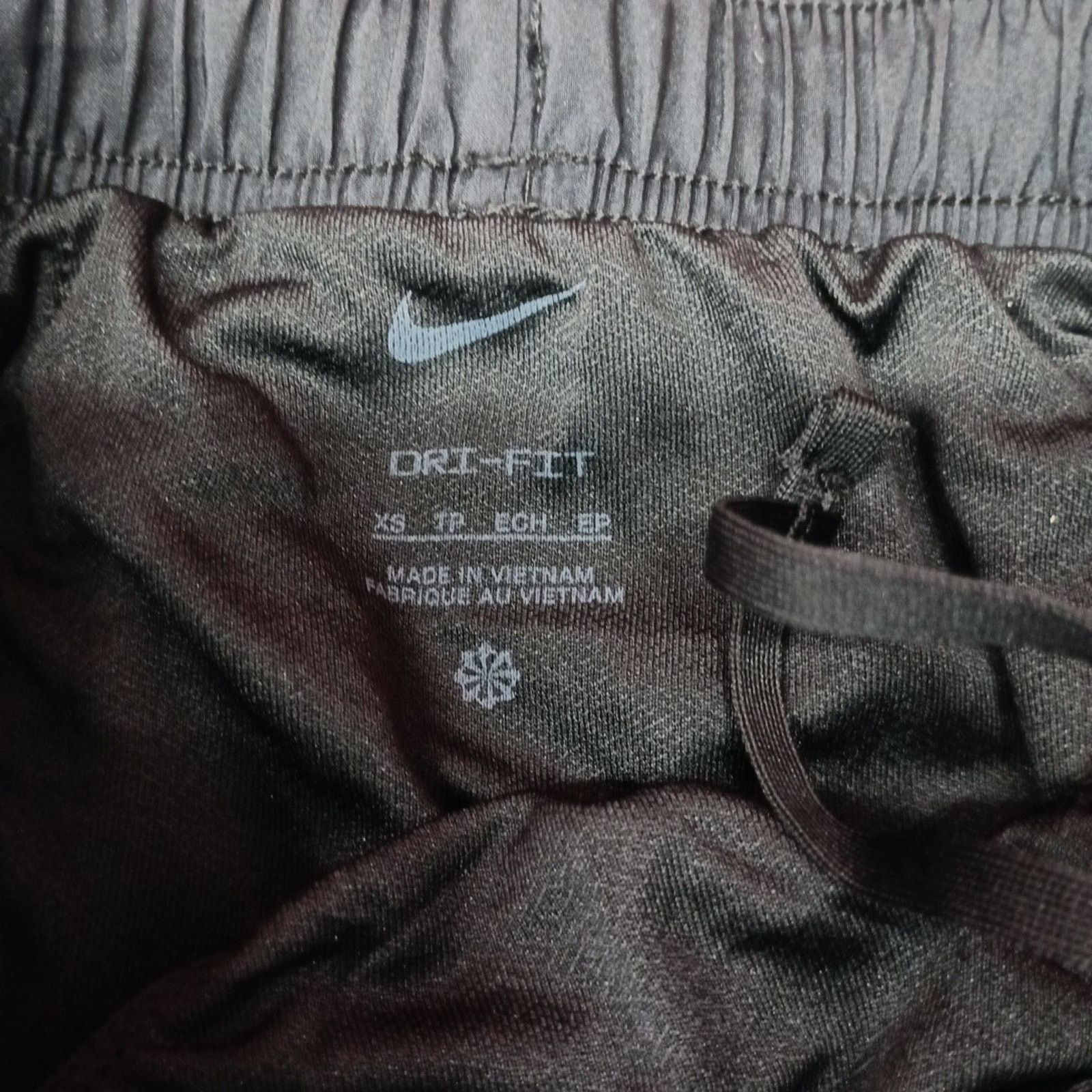 Nike Nike Shorts Women’s XS Black Dri Fit Tempo Running Lined Size 24" / US 00 / IT 34 - 3 Thumbnail