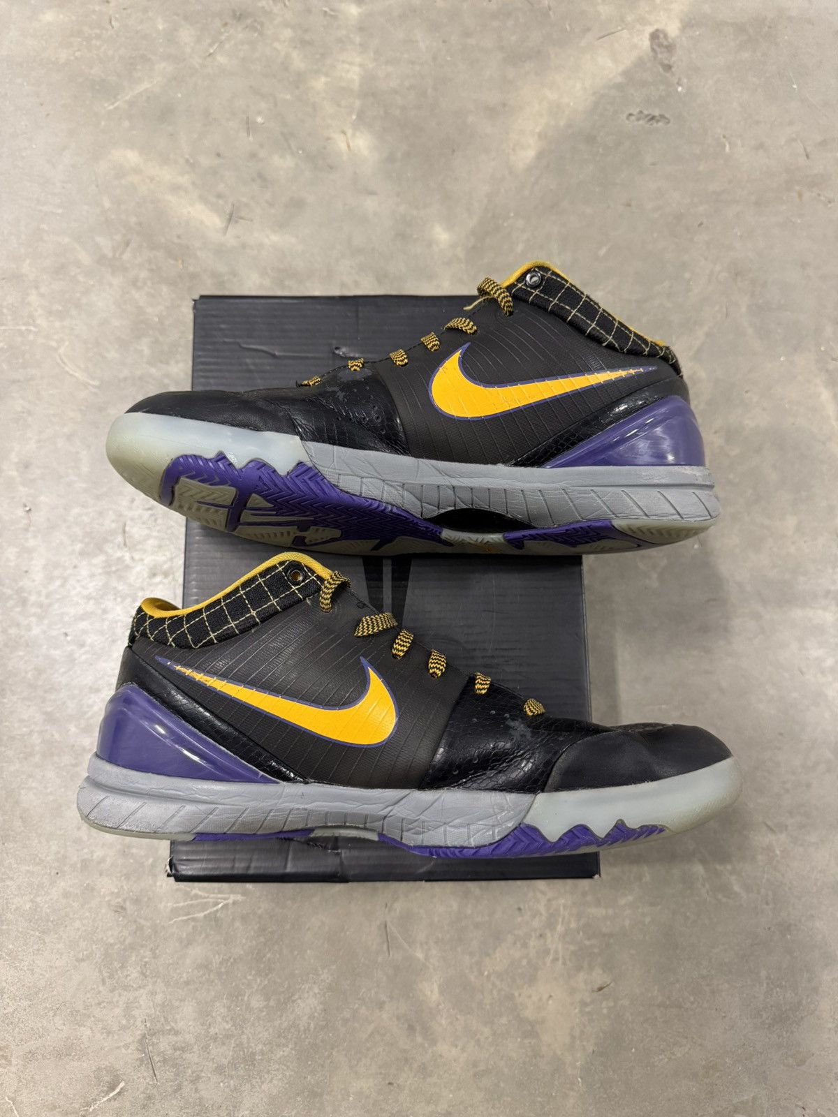 Nike Nike Kobe 4 Protro Carpe Diem 2019 Size 10.5 Size US 10.5 / EU 43-44 - 3 Thumbnail