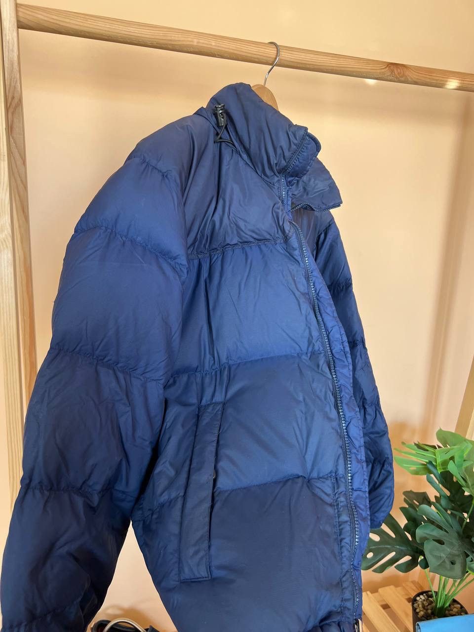 The North Face Vintage The North Face 700 - Classic Navy Puffer Jacket Size US M / EU 48-50 / 2 - 22 Thumbnail
