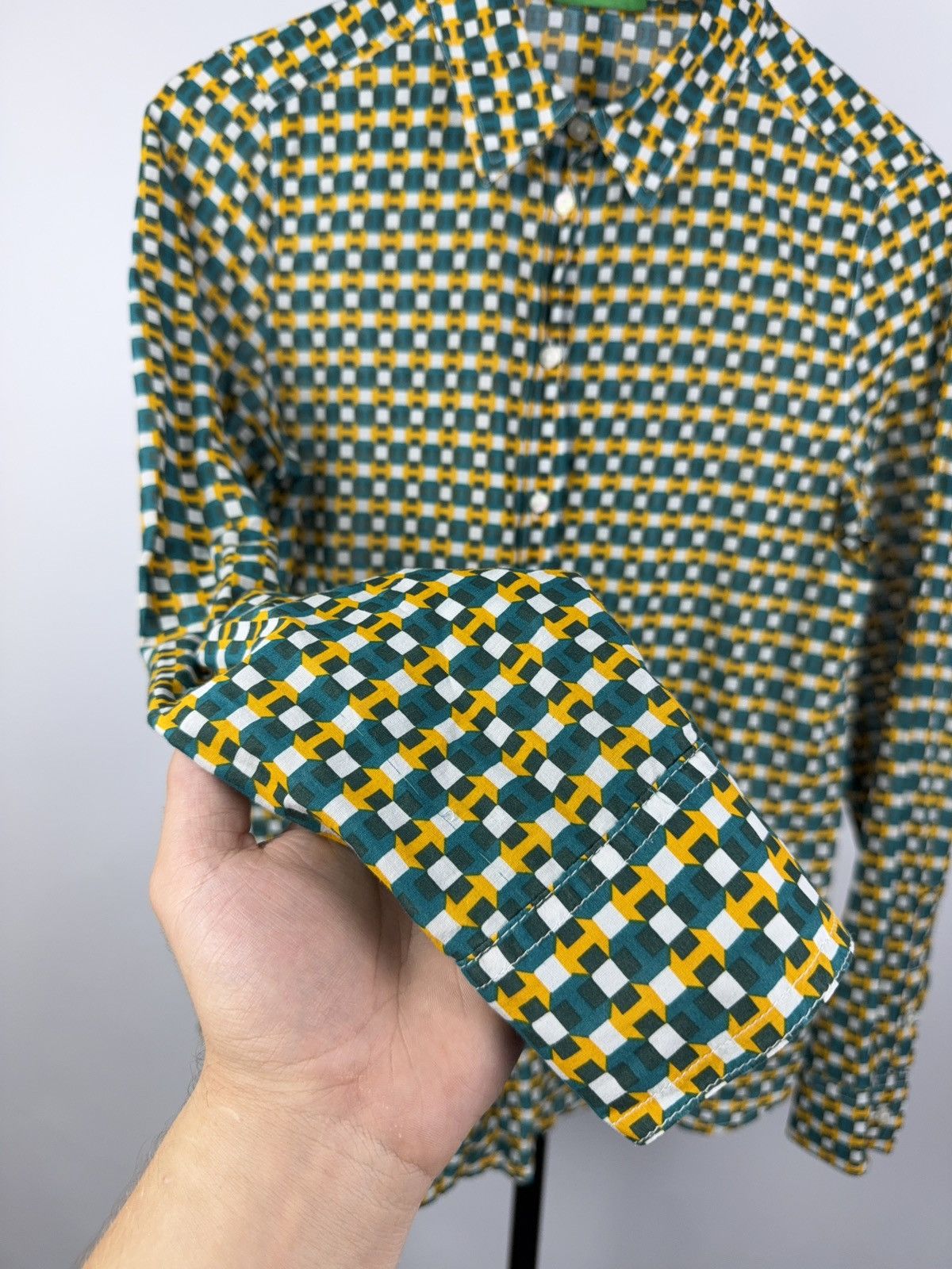 United Colors Of Benetton Vntg Retro United Colors Of Benetton Luxury Mesh Long Shirt Size M / US 6-8 / IT 42-44 - 5 Thumbnail