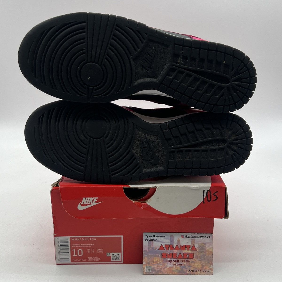 Nike Wmns dunk low fierce pink black Size US 10 / EU 43 - 9 Thumbnail