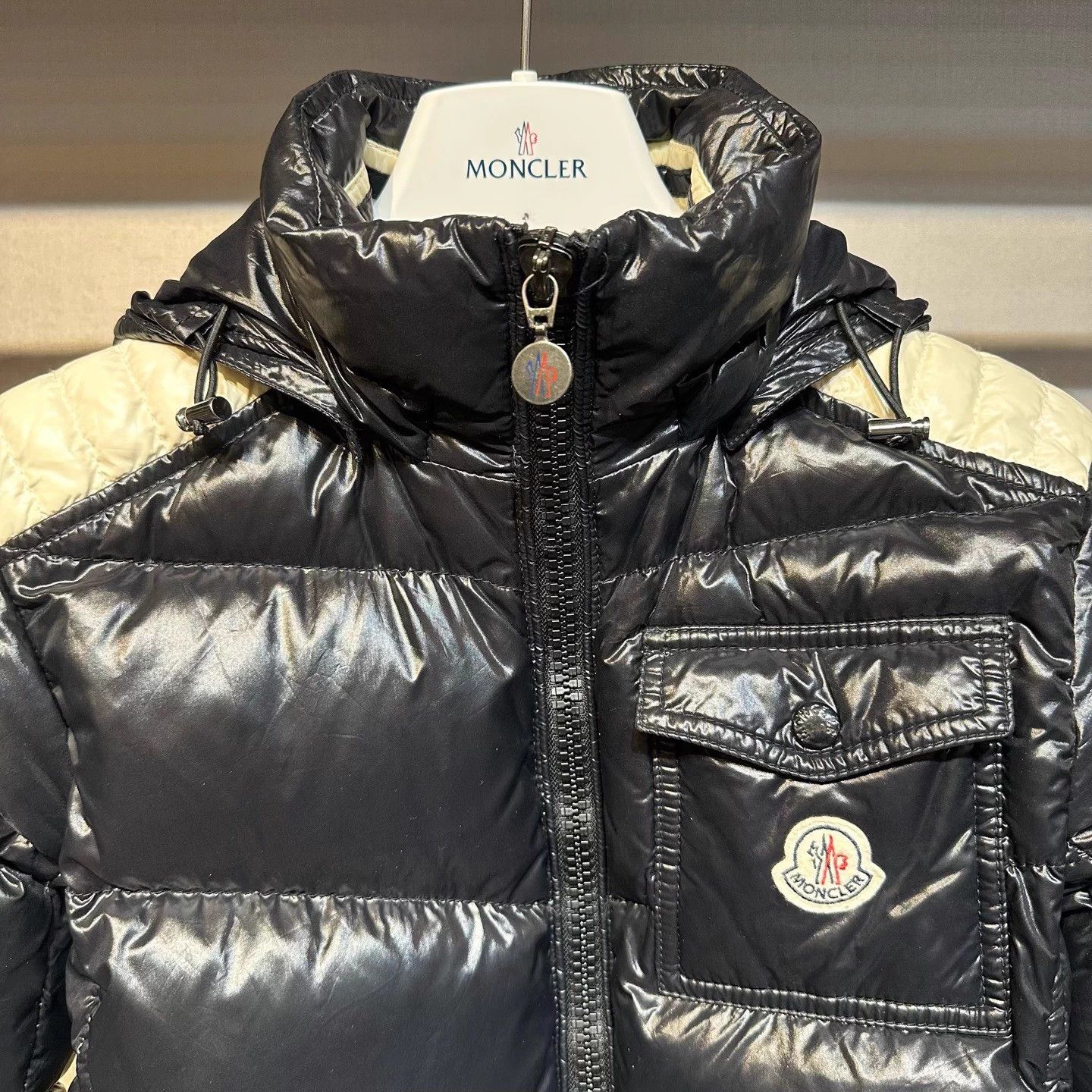 Moncler Moncler Women's Black Puffer Jacket Size 0 99 New Size XS / US 0-2 / IT 36-38 - 2 Thumbnail