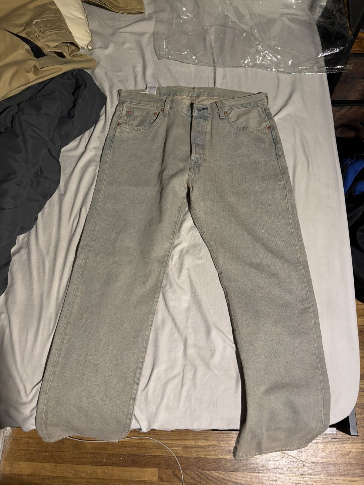 Levi's Levi's light wash 501 jeans Size 34 X 32 Size US 34 / EU 50 - 1 Thumbnail