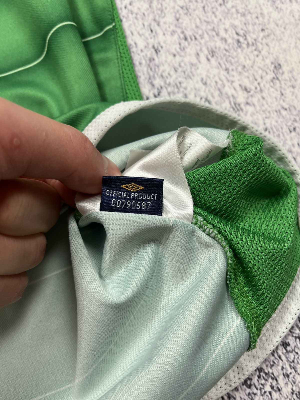 Umbro × Vintage Umbro Ireland 2003 National Home Football Soccer Jersey Duff Size US S / EU 44-46 / 1 - 15 Thumbnail