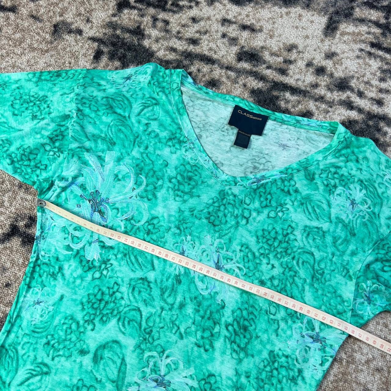 Roberto Cavalli Roberto Cavalli Floral Allover Print V-Neck Blouse T-Shirt Size S / US 4 / IT 40 - 9 Thumbnail