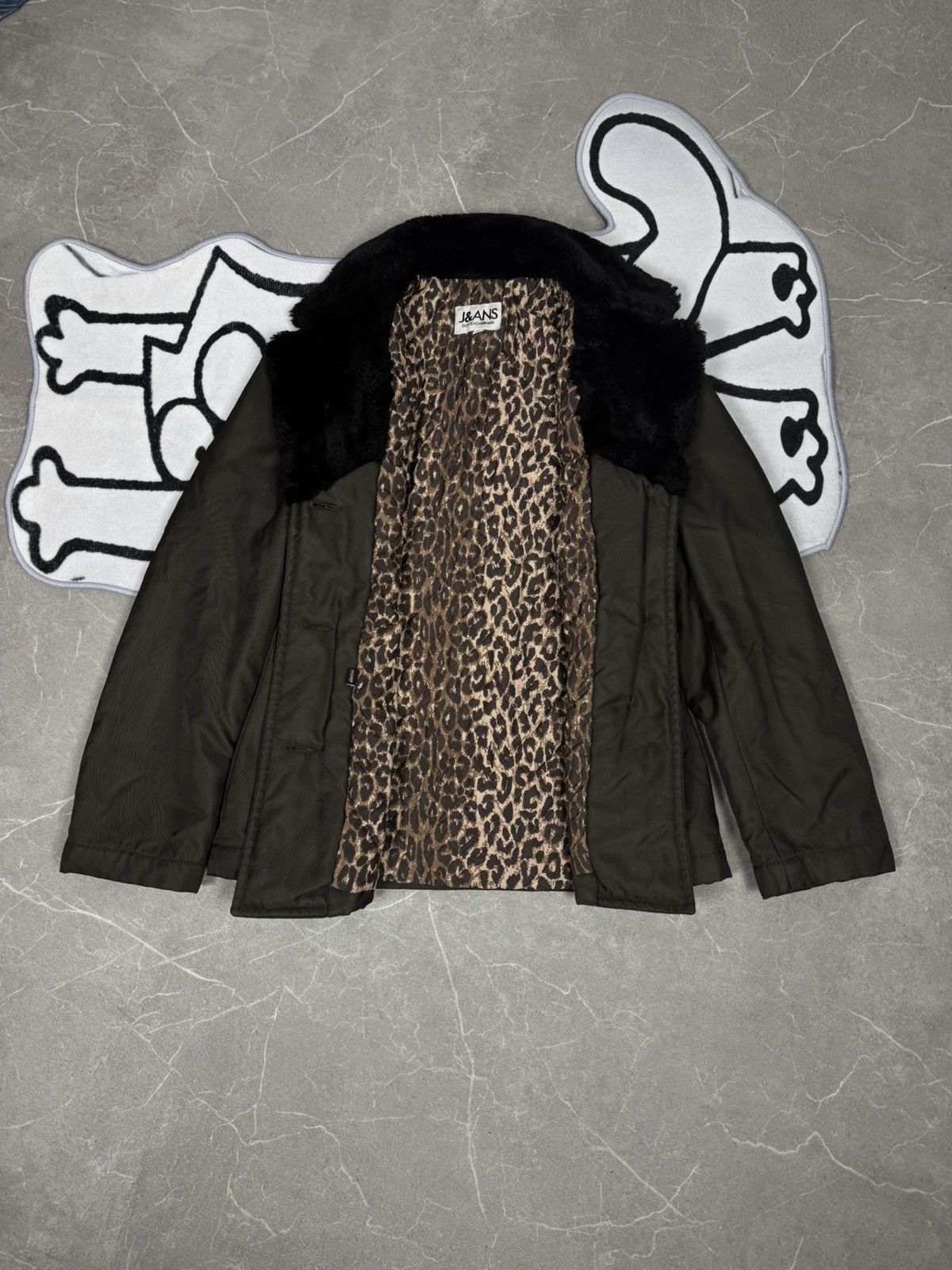 Dolce & Gabbana Dolce Gabana Alaska Khaki Fur Jacket Size S Size S / US 4 / IT 40 - 6 Thumbnail