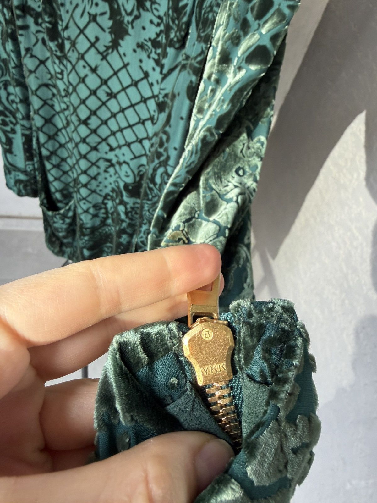 Balmain × H&M BALMAIN X H&M Velvet Green Dress Tunic Silk Long Sleeve Size XS / US 0-2 / IT 36-38 - 5 Thumbnail