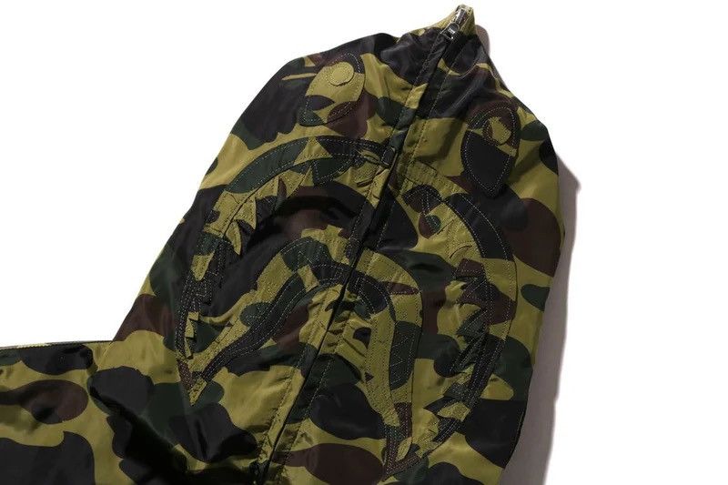 Bape Bape Shark Zip Jacket Size ONE SIZE - 4 Thumbnail
