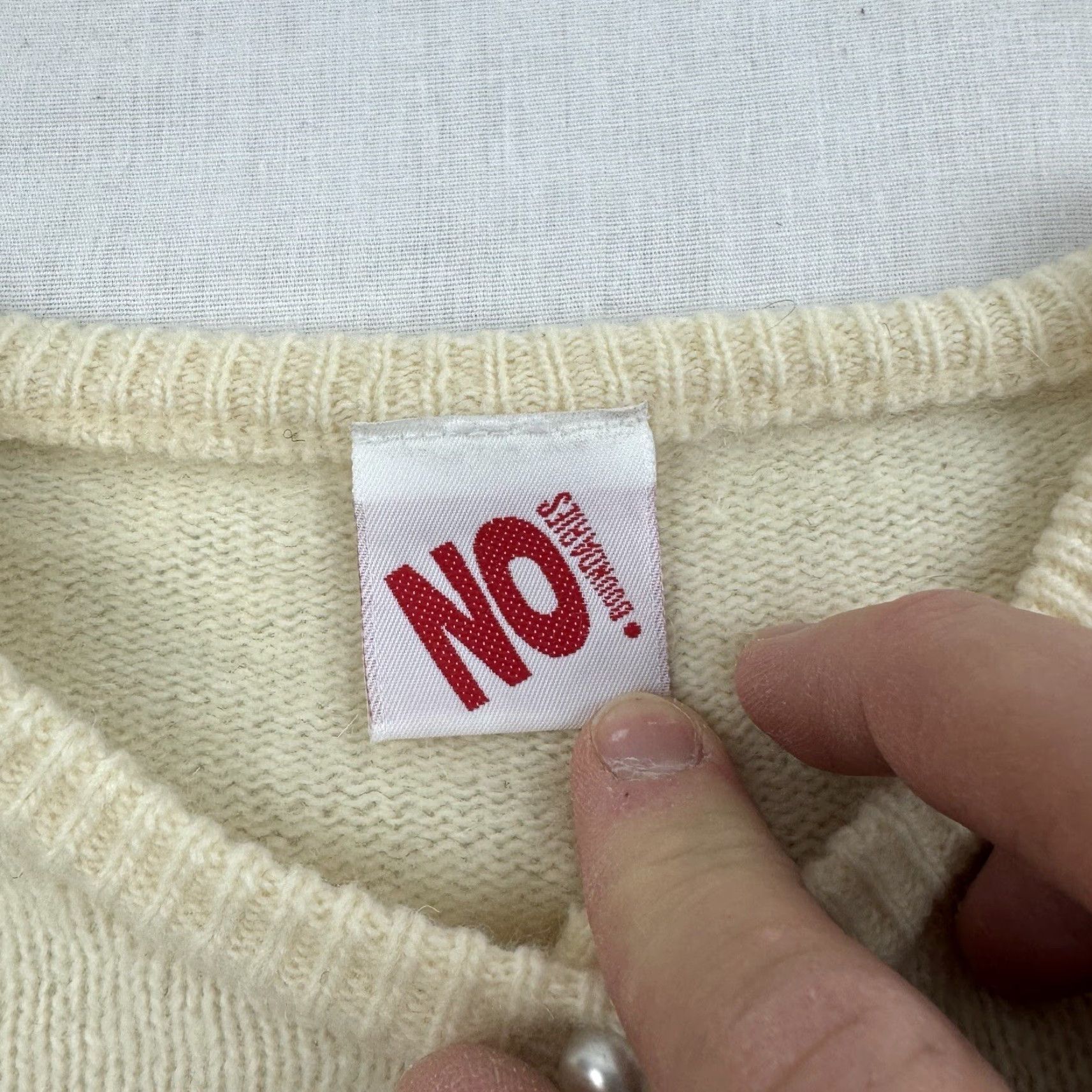 Vintage VINTAGE No Boundaries Womens Sweater Cardigan Long Sleeve Size M Ivory Beaded Pearls 90s Y2K Size M / US 6-8 / IT 42-44 - 3 Thumbnail