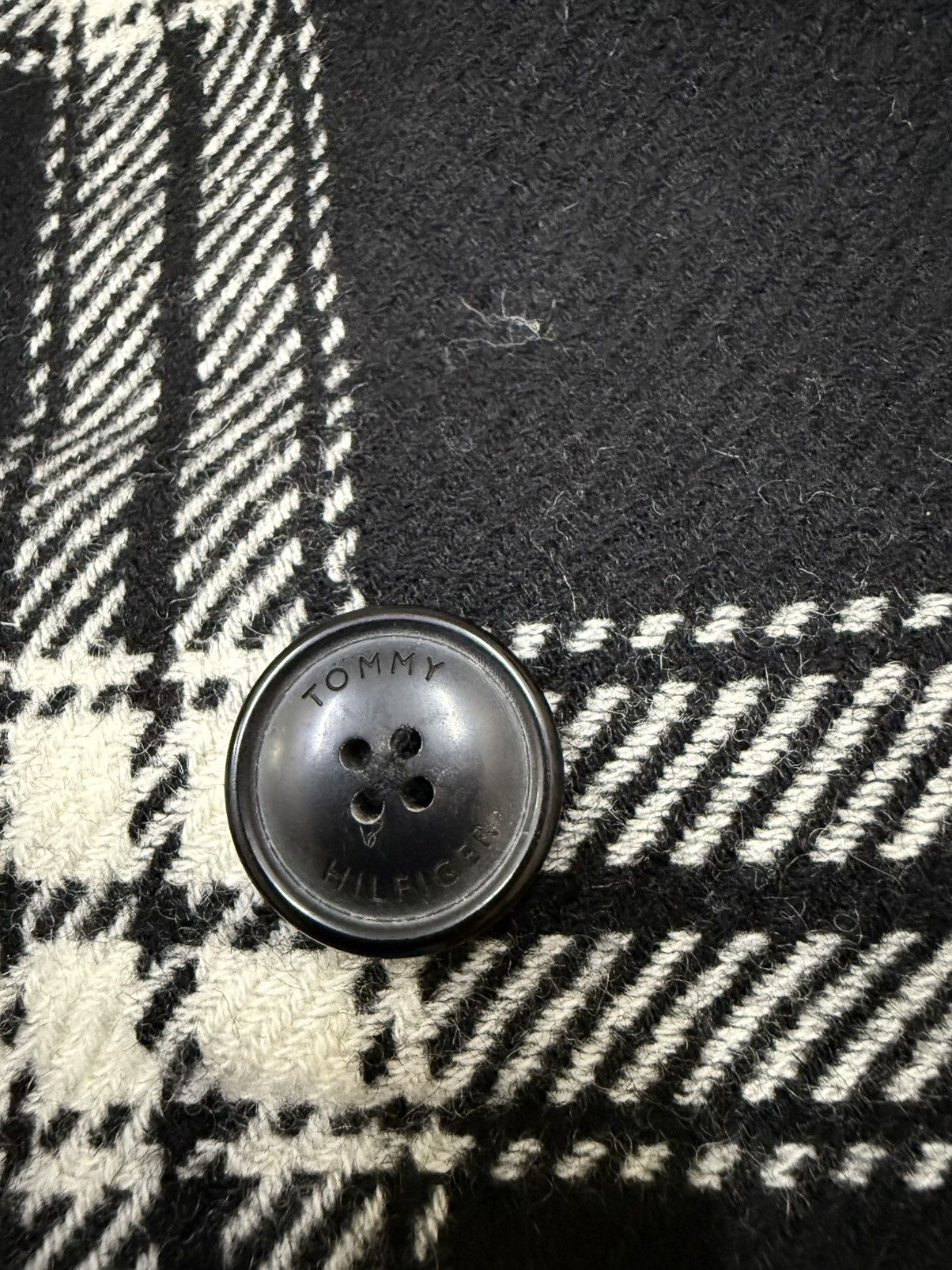 Tommy Hilfiger Tommy Hilfiger Chekered Wool Long Coat Jacket Size US S / EU 44-46 / 1 - 7 Thumbnail