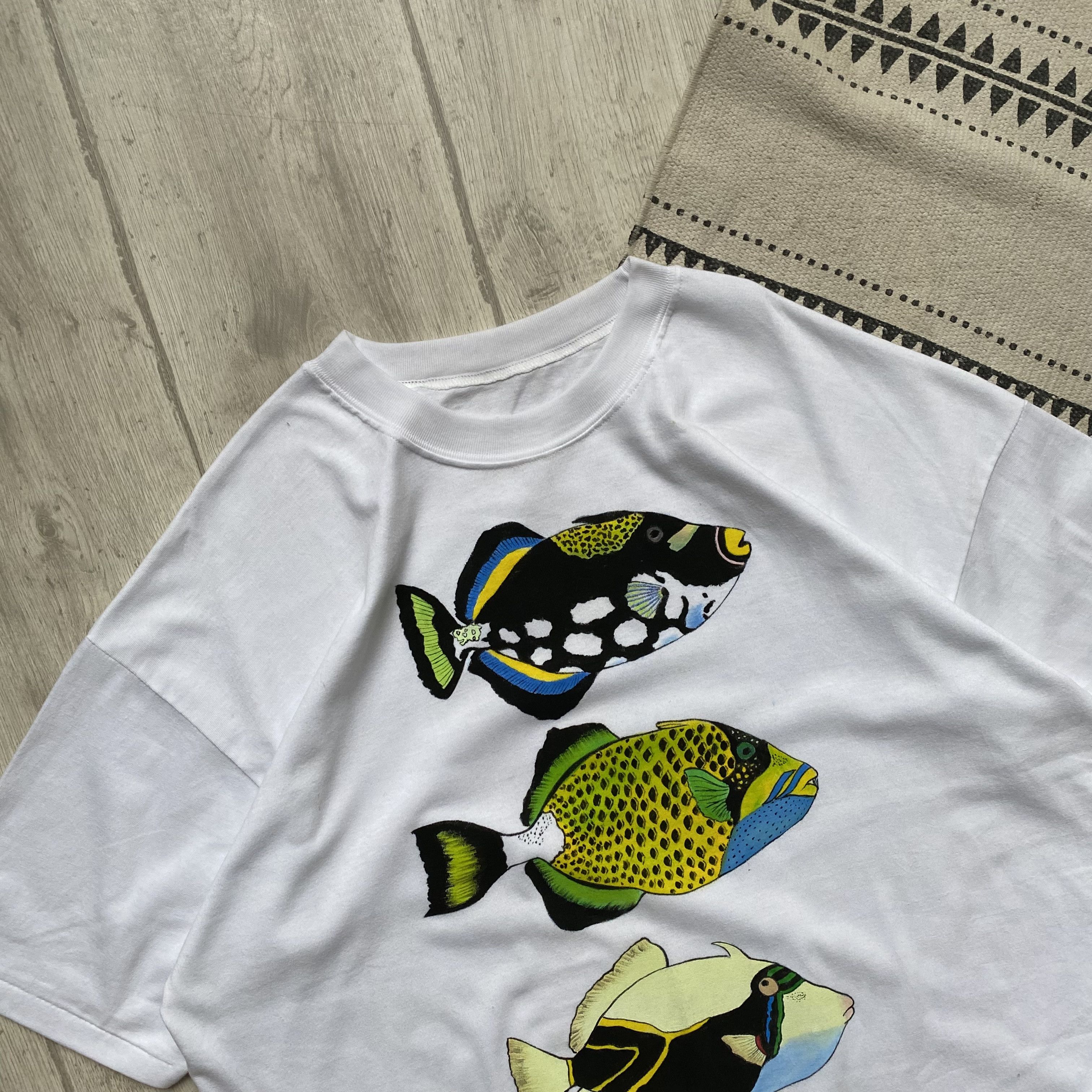 Vintage 🐠 Vintage 90s Art Sea Fish logo tee Ocean Dolphin Size US L / EU 52-54 / 3 - 2 Thumbnail