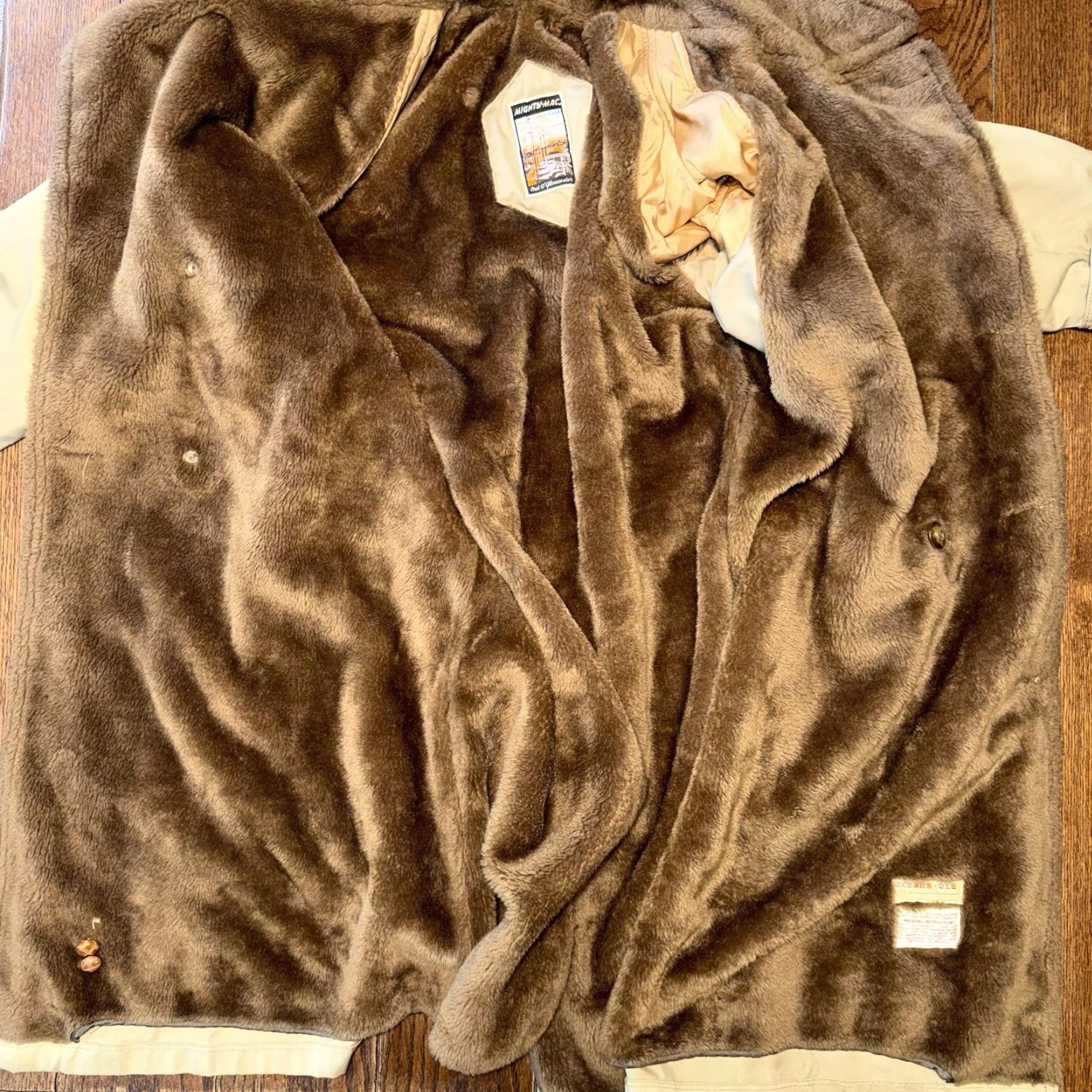 Vintage VINTAGE Mighty Mac Coat Parka Men’s Winter Storm Hooded Sherpa Lined Made in USA Size 46L Beige Size US S / EU 44-46 / 1 - 5 Thumbnail