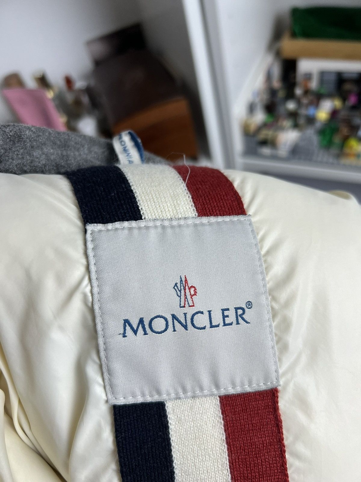 Moncler Moncler Branson wool puffer down jacket L designer luxury Size US L / EU 52-54 / 3 - 5 Thumbnail