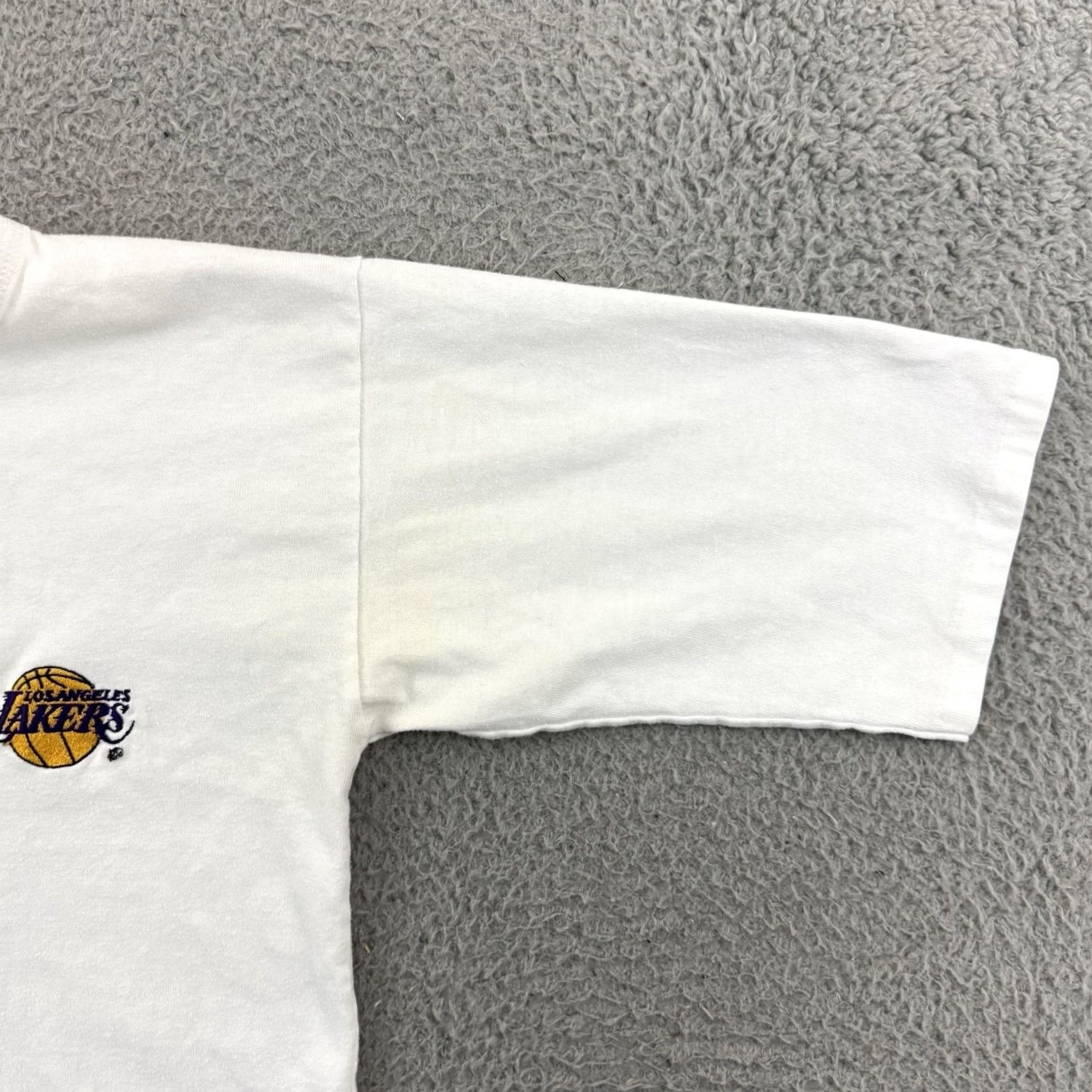 Vintage VINTAGE Los Angeles Lakers Shirt Adult XS White Short Sleeve 80s NBA Kobe Bryant Size US XS / EU 42 / 0 - 5 Thumbnail