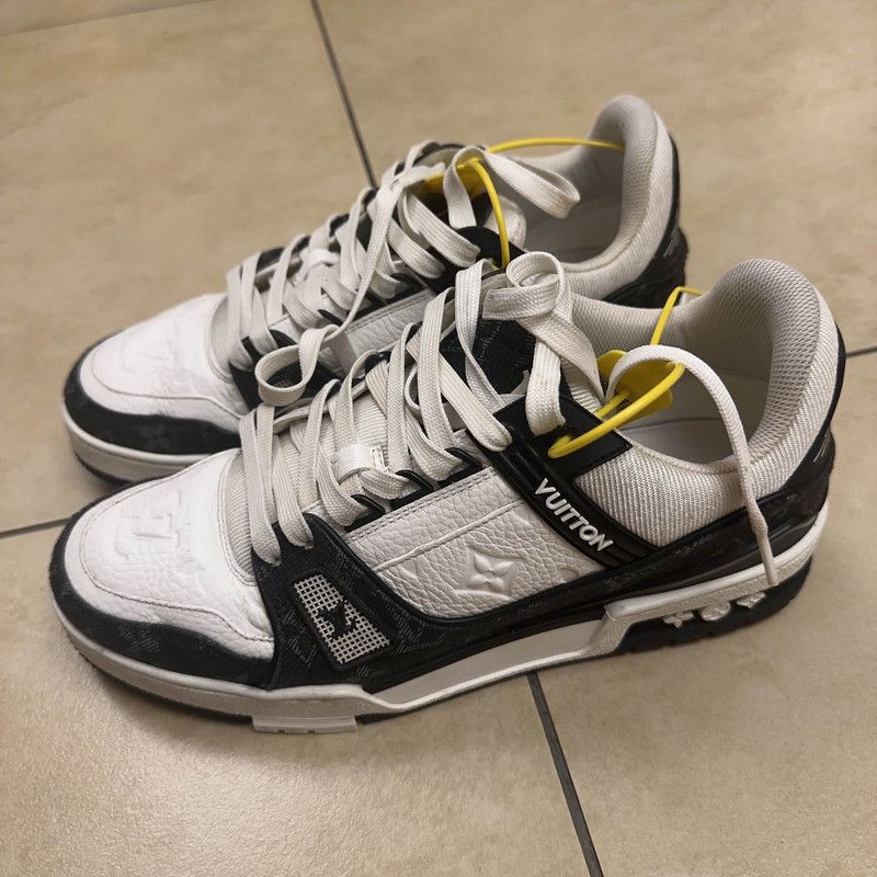 Louis Vuitton Louis Vuitton Trainer Panda Low-Top Sneakers 0089 Size US 8.5 / EU 41-42 - 1 Thumbnail