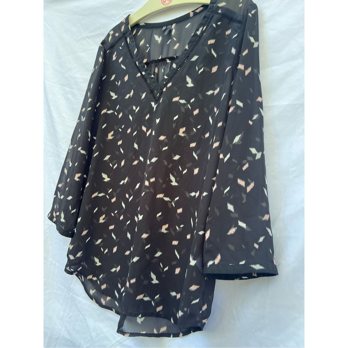 Other Maurices Black Light Weight 3/4 Length Sleeve Top Woman’s Si Size M / US 6-8 / IT 42-44 - 2 Thumbnail