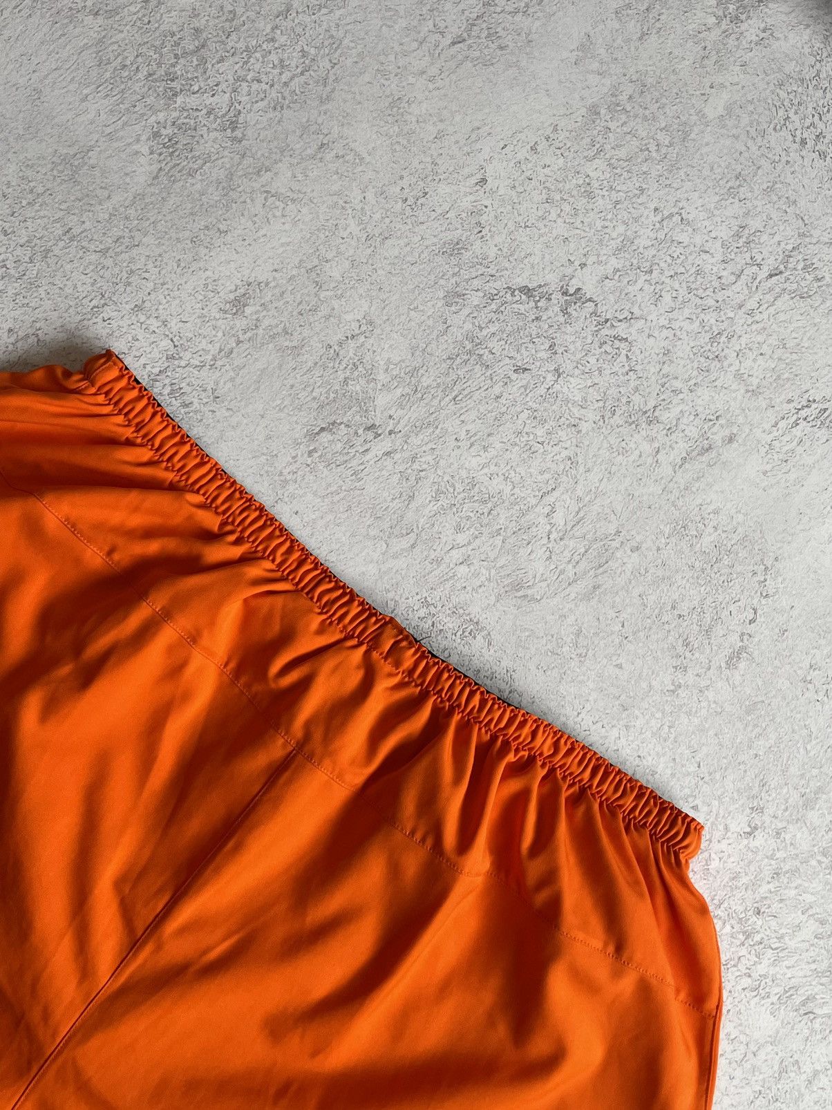 Nike Nike Vintage KNVB Netherlands Shorts Orange Size XL-XXL Size US 38 / EU 54 - 5 Thumbnail