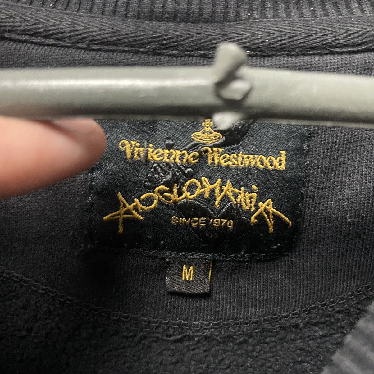 Vivienne Westwood Vintage Vivienne Westwood Sweatshirt big Logo Size US M / EU 48-50 / 2 - 3 Thumbnail