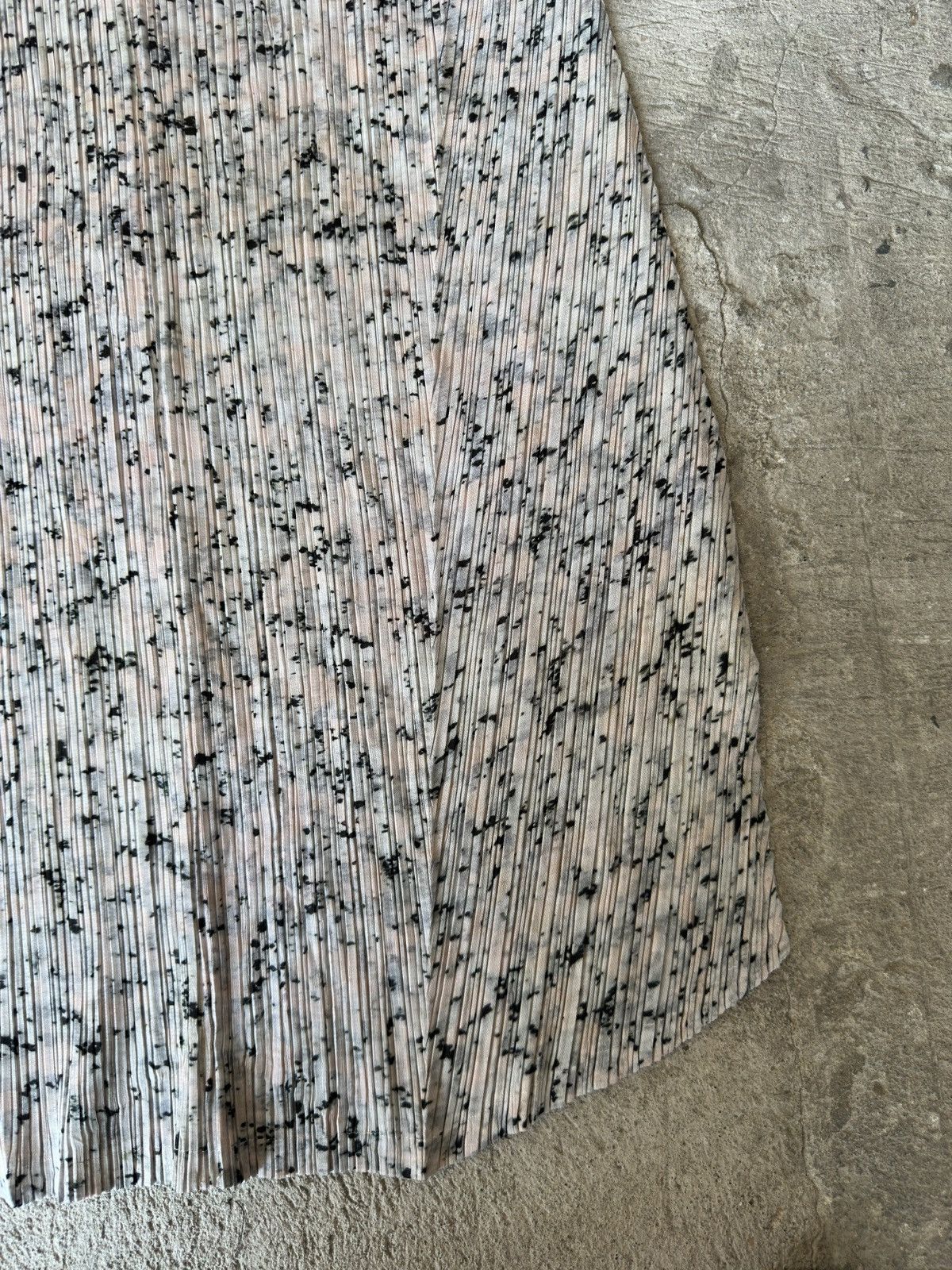 Pleats Please Issey Miyake Pleats Please Issey Miyake Tunic — Marble Size S / US 4 / IT 40 - 12 Thumbnail