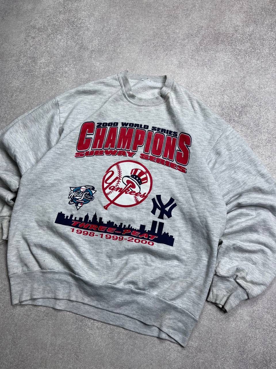 New York Yankees Vintage New York Yankees Boxy Crewneck 98-00 L Size US L / EU 52-54 / 3 - 2 Thumbnail