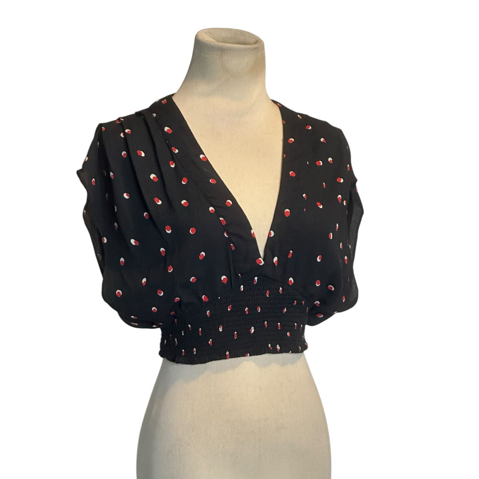 Free People Free People polka dot pleated V neck crop top blouse size XS Size XS / US 0-2 / IT 36-38 - 5 Thumbnail
