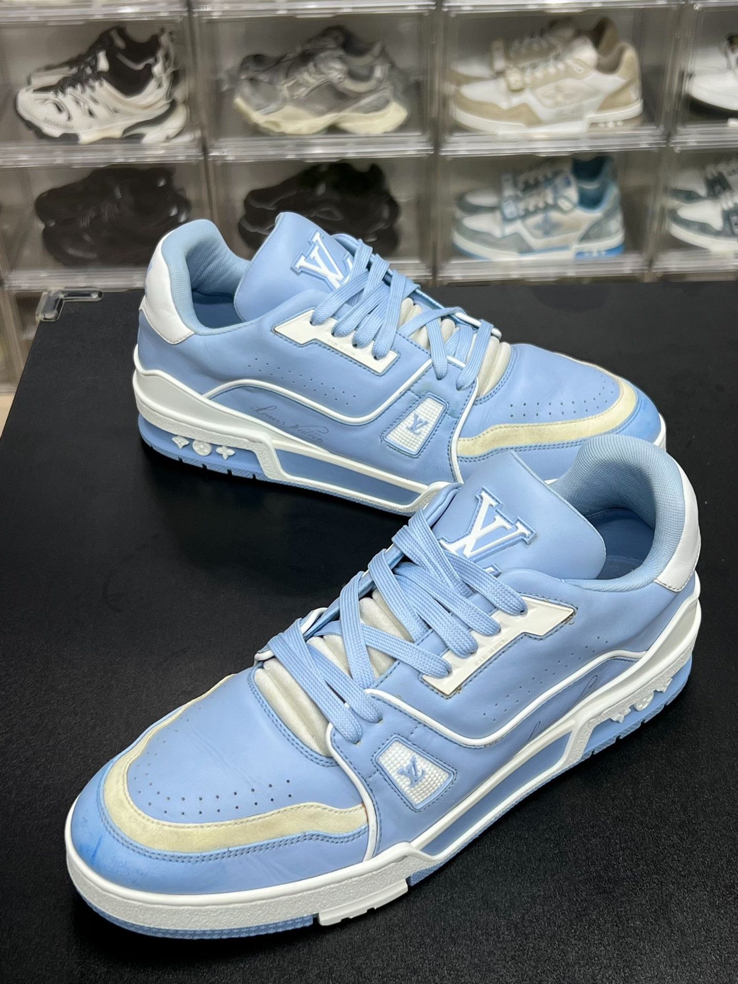 Louis Vuitton Louis Vuitton Training Blue Lowtop Sneakers 9.5 Men Size US 9.5 / EU 42-43 - 1 Thumbnail