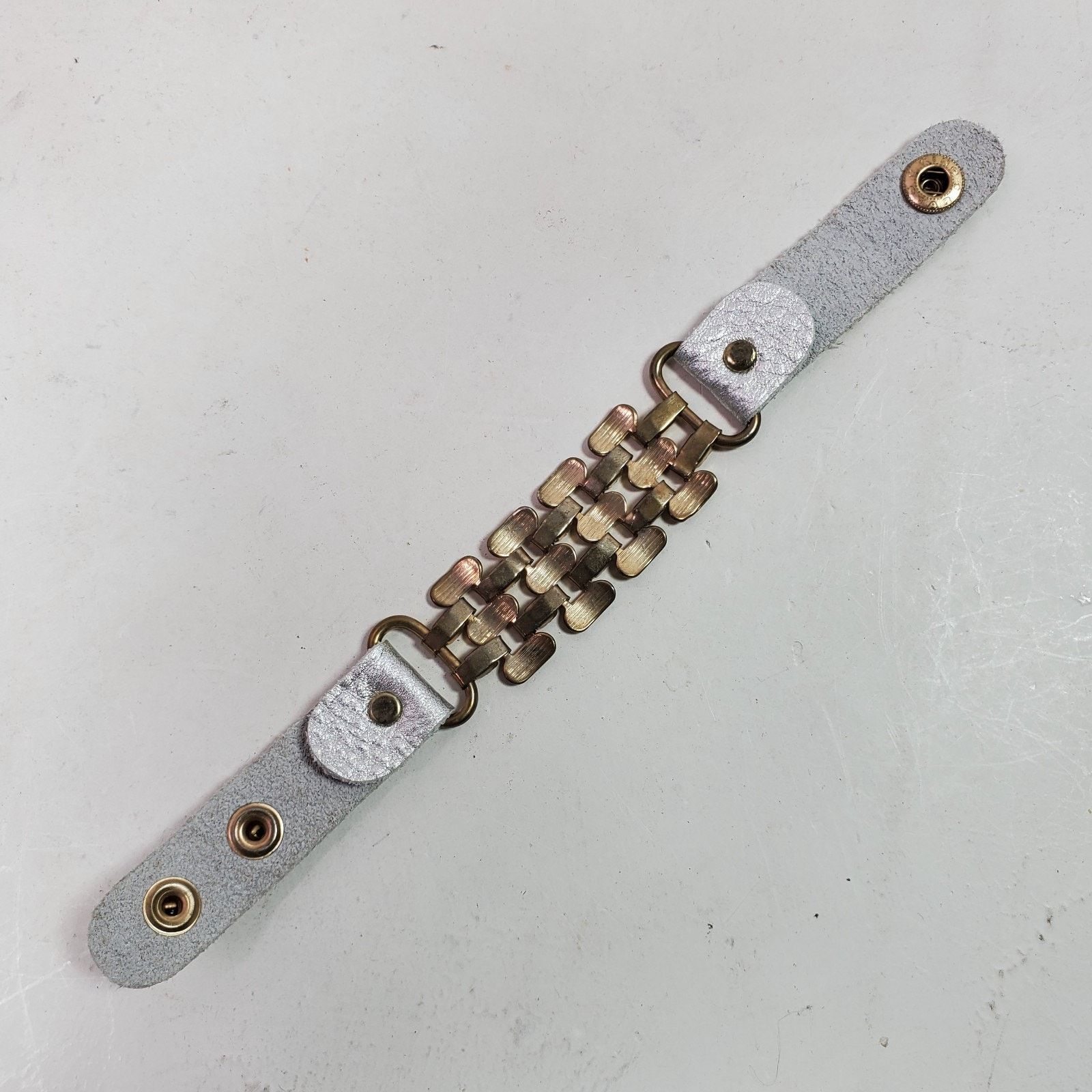 The Unbranded Brand Hippie Bracelet Wrap Gold Tone Snap 9 Inch Adj NOS Size ONE SIZE - 3 Thumbnail