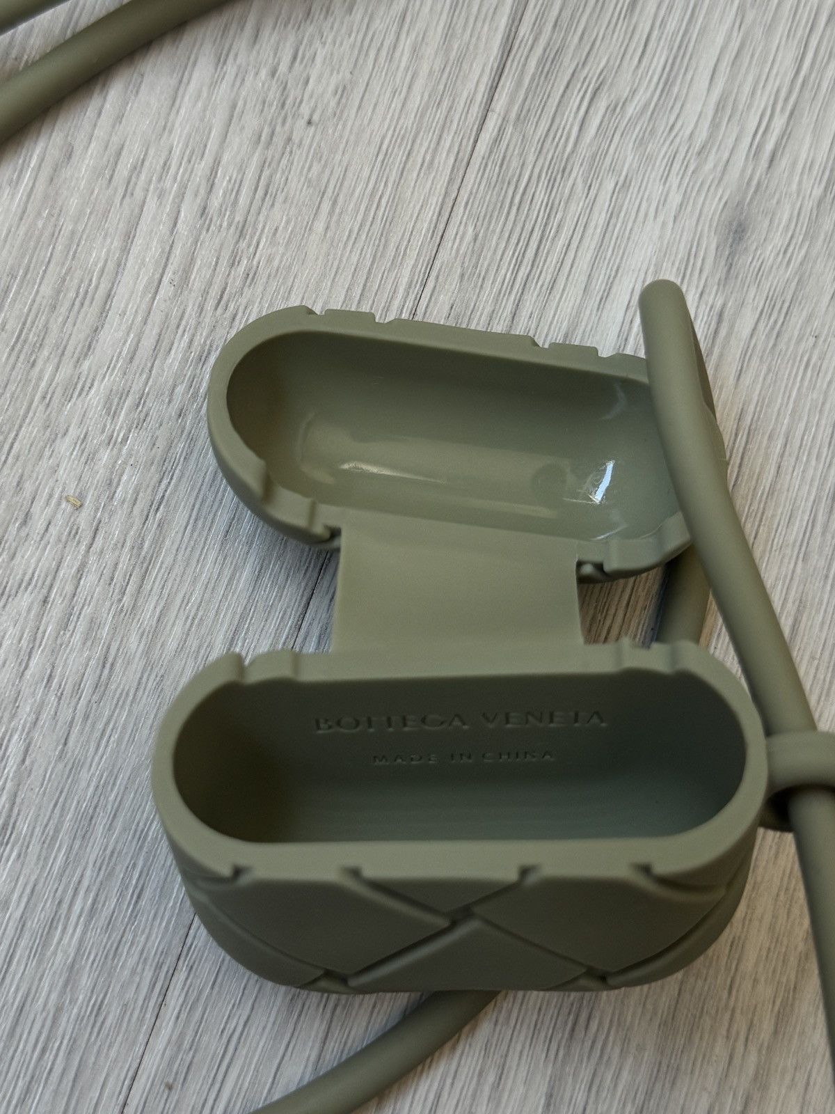 Bottega Veneta Bottega Veneta Airpods 3Gen Rubber Case Size ONE SIZE - 4 Thumbnail