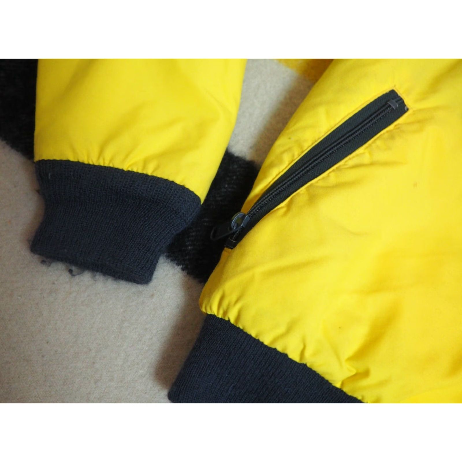 Vintage VTG Woolrich Jacket Womens Outdoor S Yellow 90s USA Made Nylon Zip Bomber Woolrich Womens Jacket Outdoor Yellow 1990s USA Made VTG Size S / US 4 / IT 40 - 6 Thumbnail