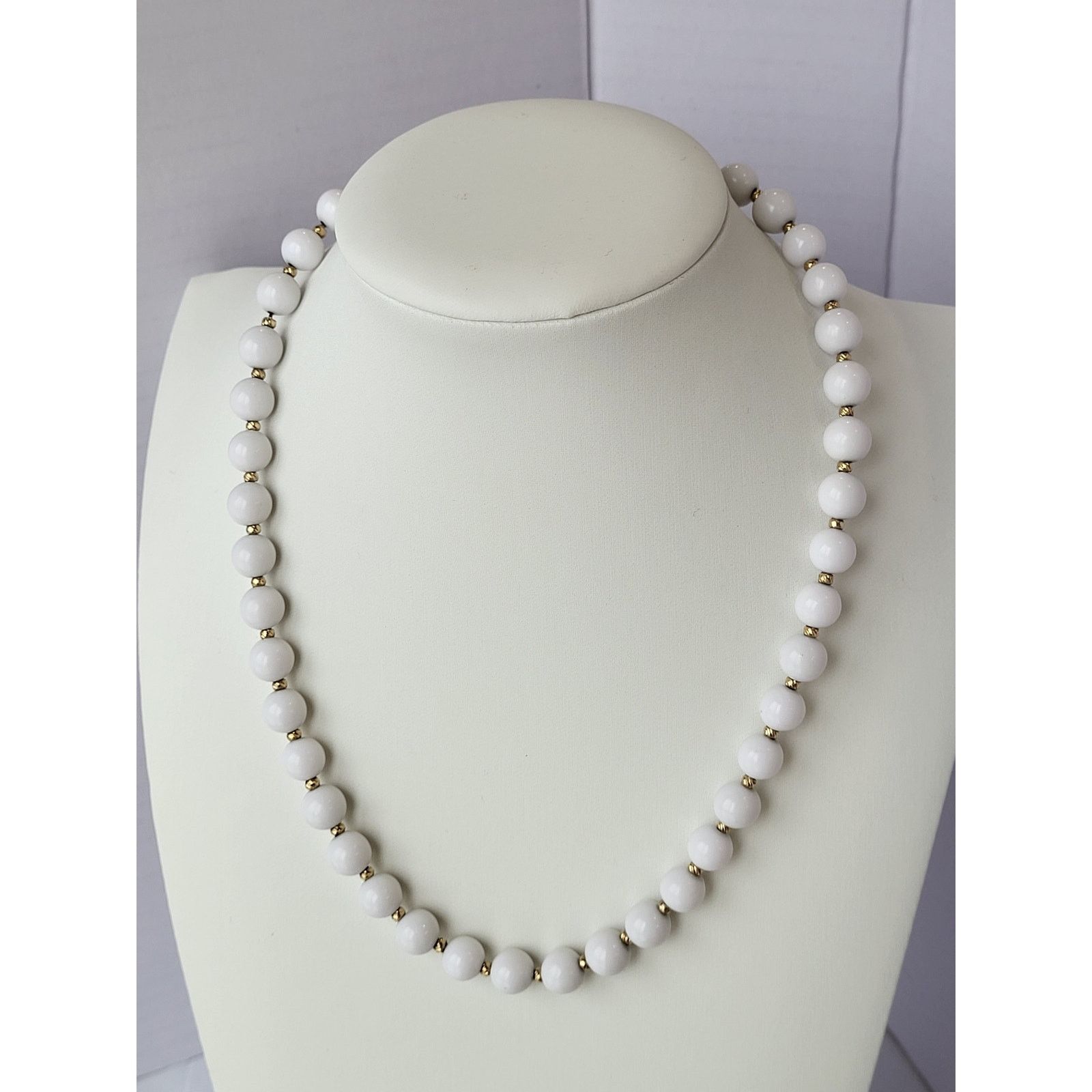 Other Napier White Gold Beaded Necklace Vintage Signed Classic Size ONE SIZE - 1 Thumbnail