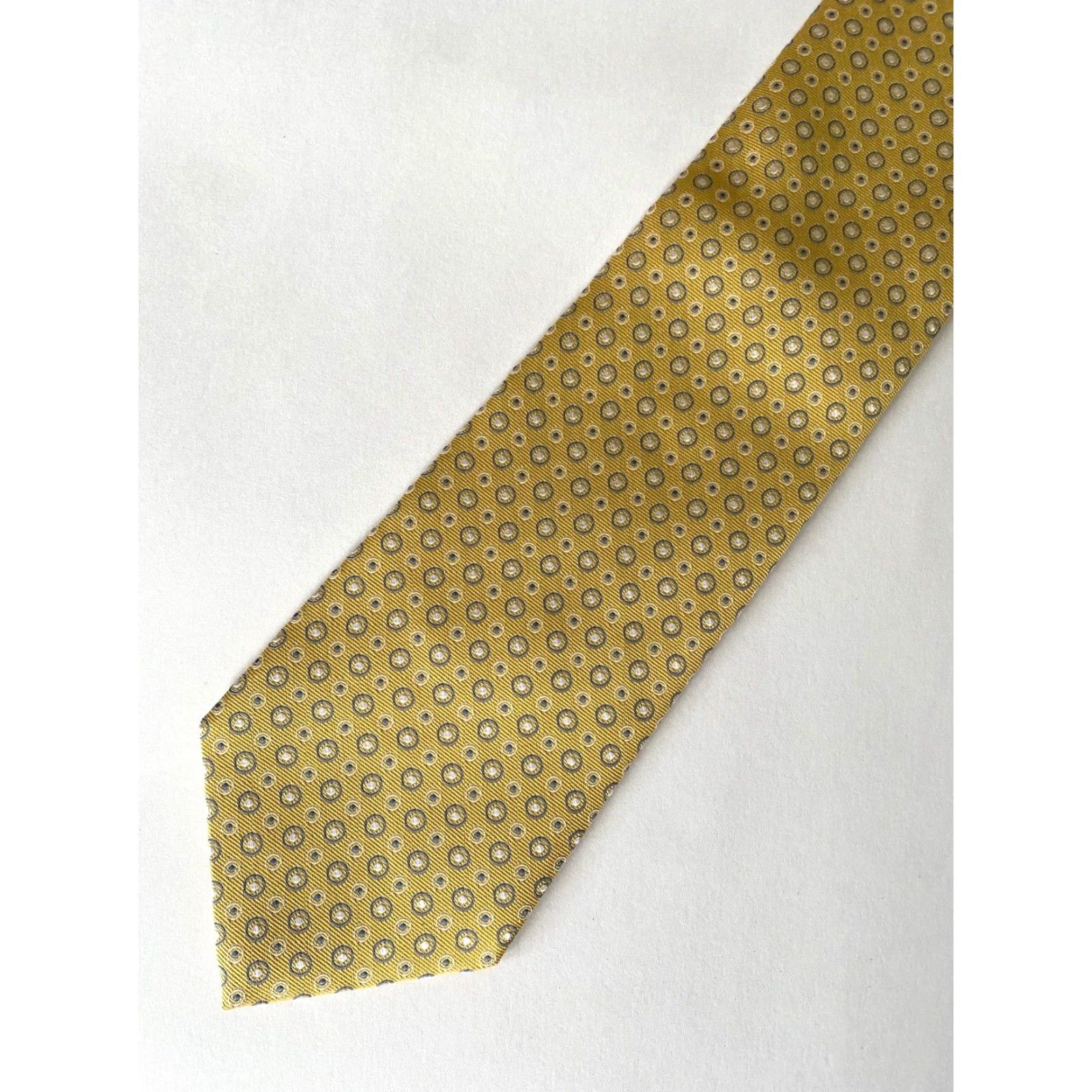 Brooks Brothers Brooks Brothers Silk Tie Polka Dot Stain Resistant Woven in England Made in USA Men's Classic Tie Yellow 100% Silk Size ONE SIZE - 5 Thumbnail