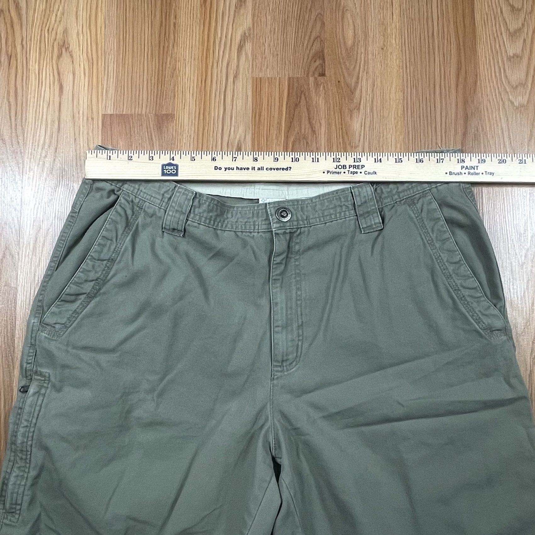 Vintage Columbia Mens Shorts Gray 38 Flat Front Khaki Chino Slack 100% Cotton Size US 38 / EU 54 - 3 Thumbnail