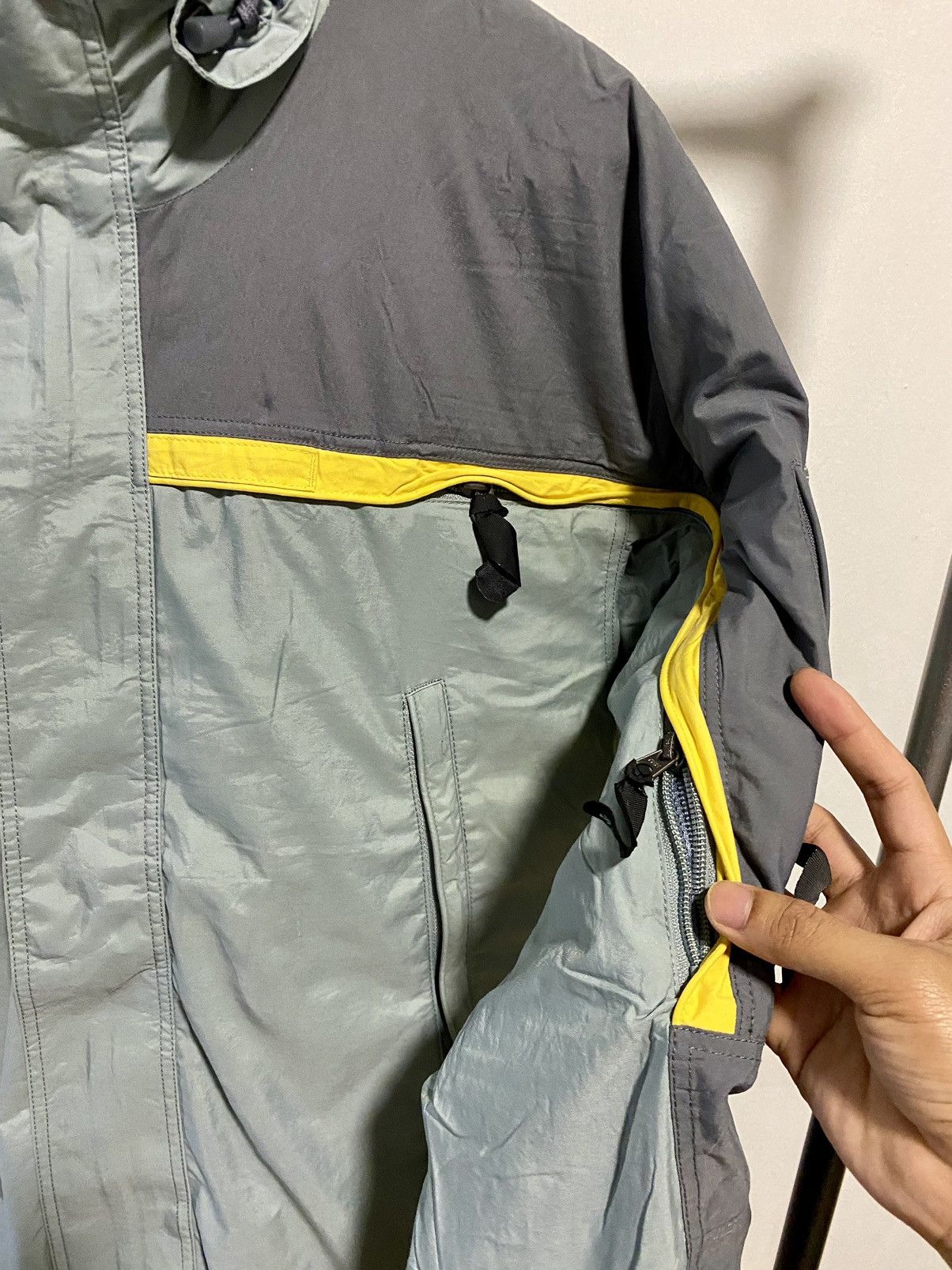 Vintage Nike ACG STORM FIT Waterproof Jacket