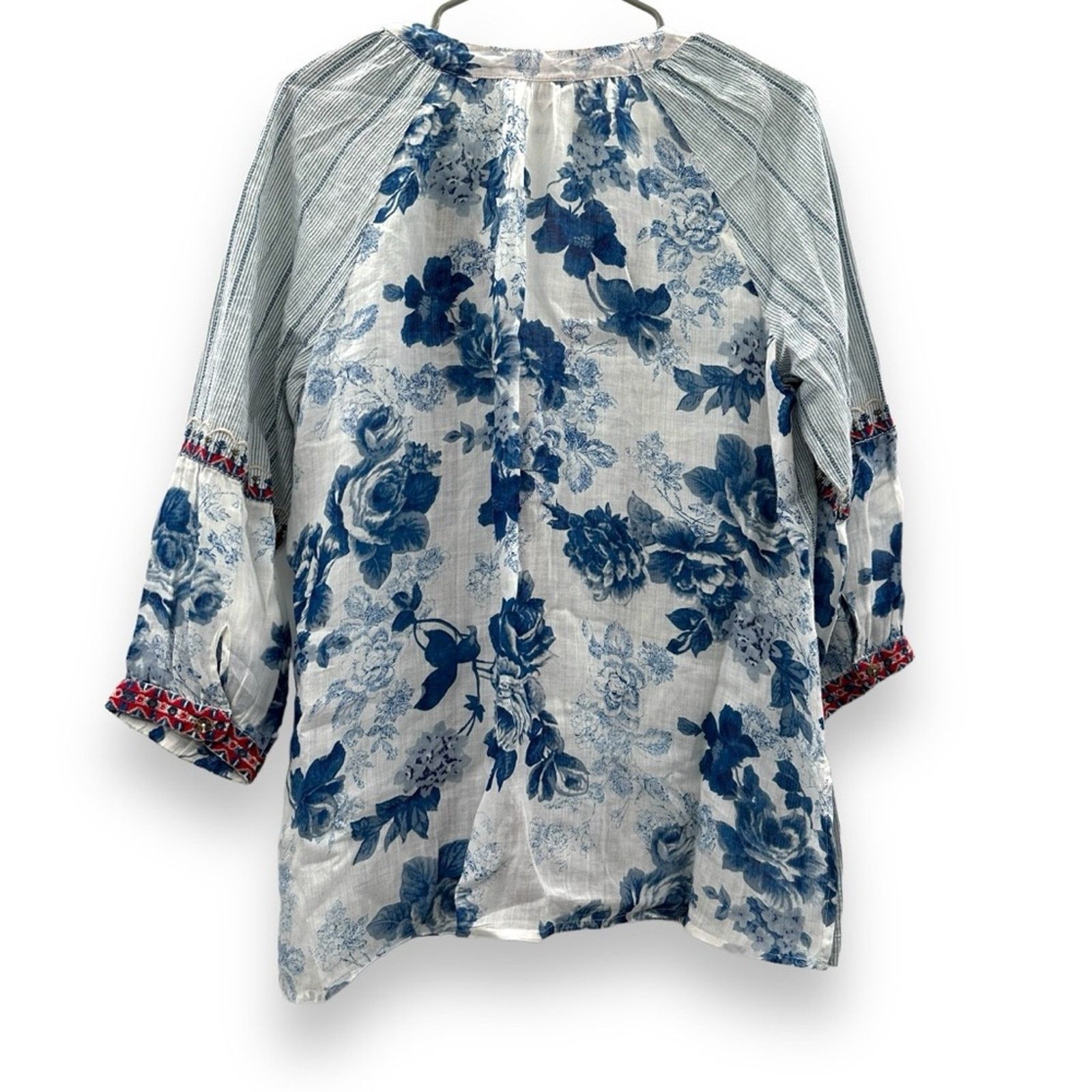 Johnny Was Johnny Was White, Blue & Red Floral Watercolor Tassel Top Size M / US 6-8 / IT 42-44 - 5 Thumbnail